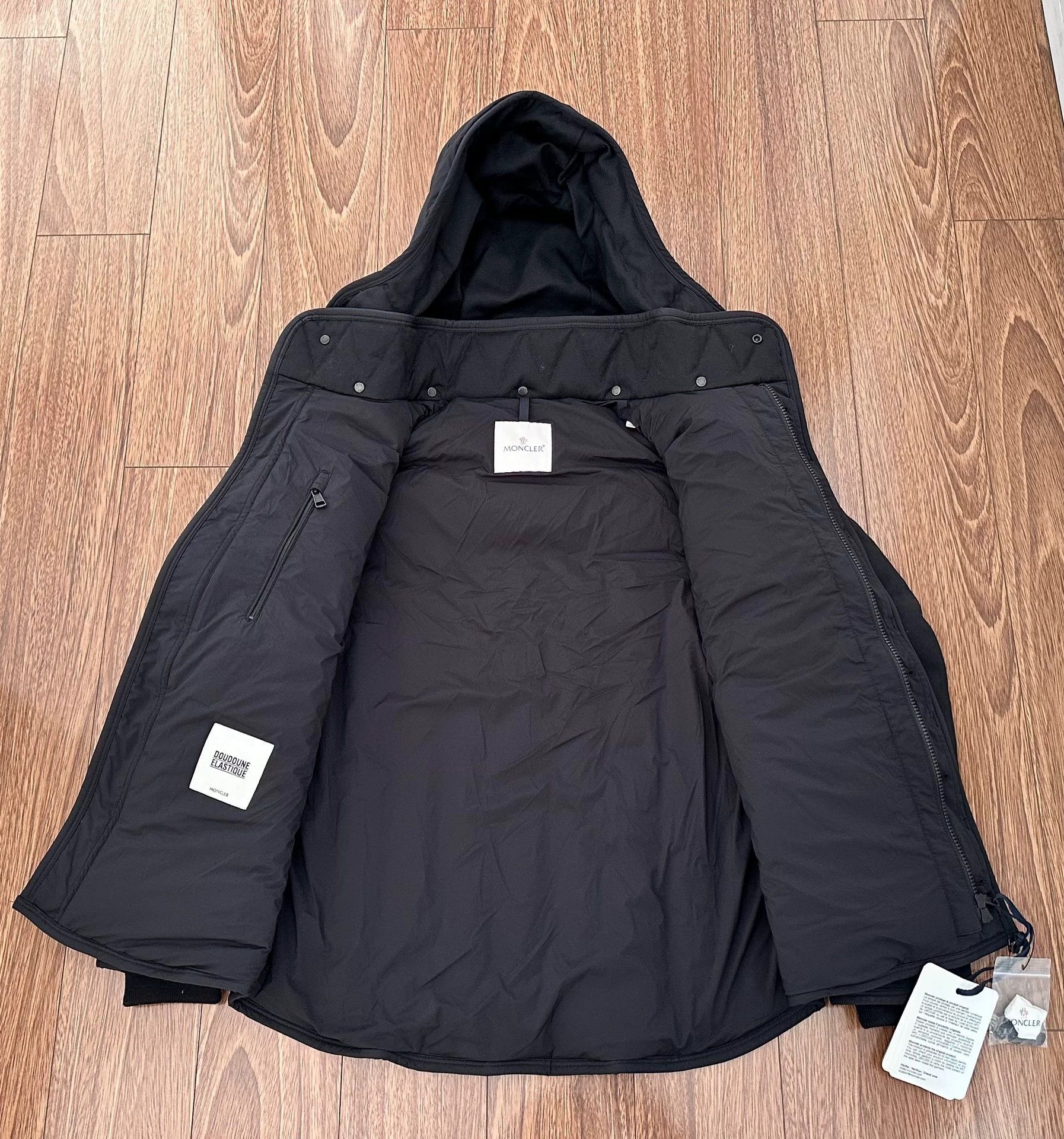 Moncler Moncler MONCH GIUBBOTTO New 3 Size US L / EU 52-54 / 3 - 3 Thumbnail