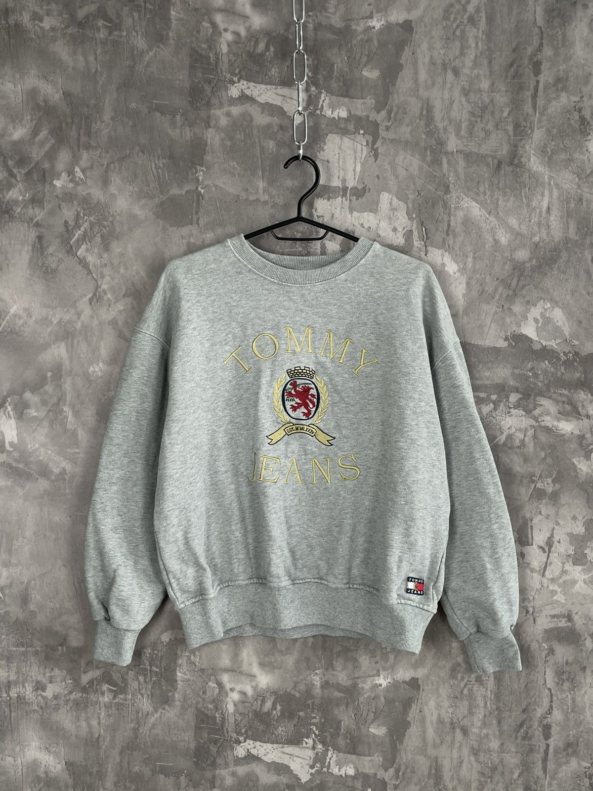 Tommy Hilfiger Tommy Jeans Big Embroidered Logo Baggy Sweatshirt Size S / US 4 / IT 40 - 1 Thumbnail