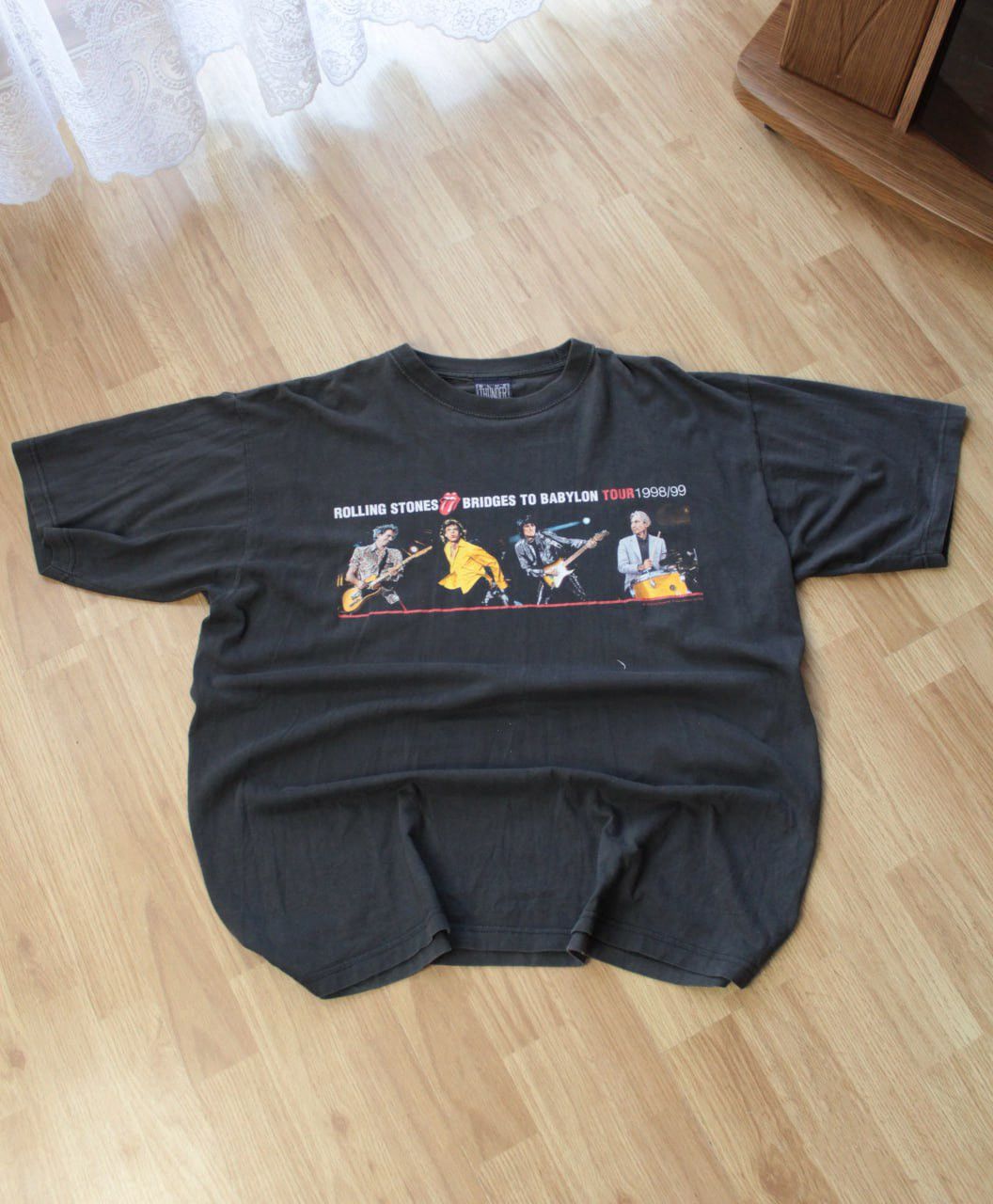 Band Tees 🔥 1998/99 Bridges To Babylon The Rolling Stones Tour T Shirt Size US L / EU 52-54 / 3 - 2 Thumbnail