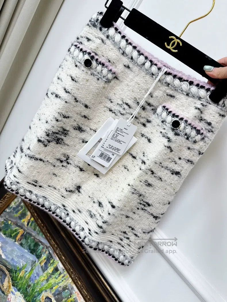 Chanel Chanel 21A Castle Series Cow Spotted Cashmere Knitted Skir Size 24" / US 00 / IT 34 - 2 Thumbnail