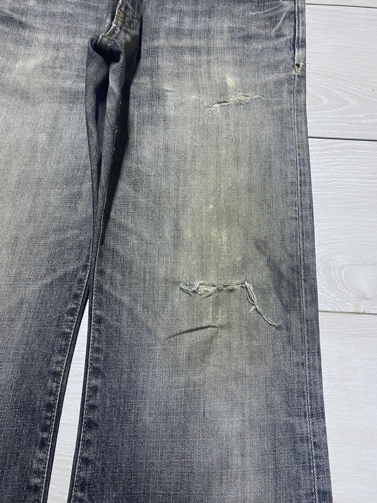 Undercover × Uniqlo Vintage Uniqlo B002 Grey Denim Distressed Flare Bootcut Jean Size US 33 - 8 Thumbnail