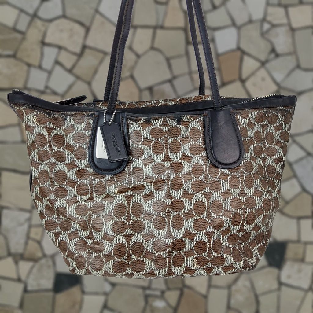 Coach Coach Taxi Zip Tote Shoulder Handbag Purse With Pouch Womens Multicolor PVC Zip Closure 16.5x10x8 Size ONE SIZE - 1 Thumbnail
