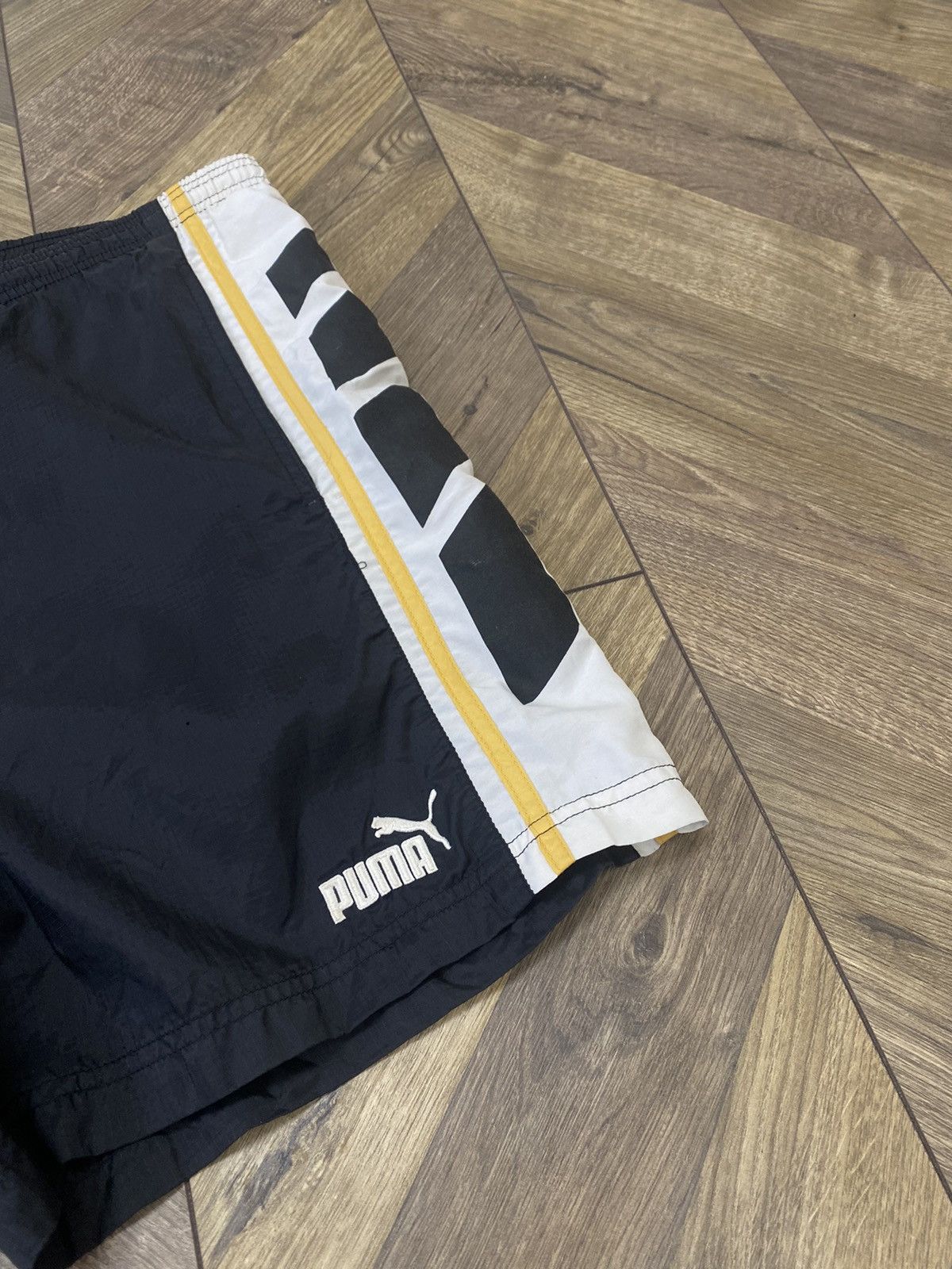 Puma × Vintage Vintage Puma 90s style Shorts Size US 32 / EU 48 - 7 Thumbnail