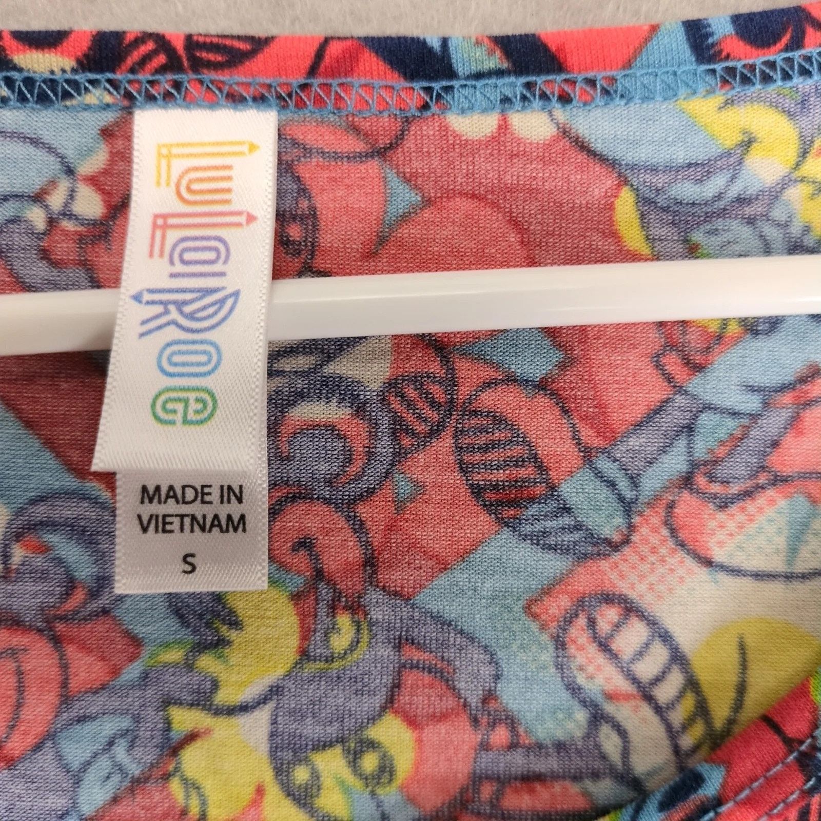 Disney Lularoe Disney Mickey Mouse Print High-Low Shirt Women's S Size S / US 4 / IT 40 - 3 Thumbnail