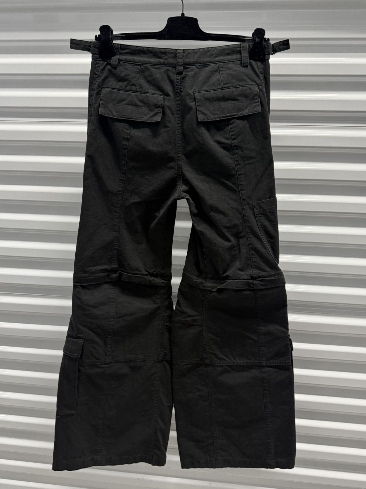Balenciaga New Balenciaga Flared Cargo Pants Size US 30 / EU 46 - 2 Thumbnail