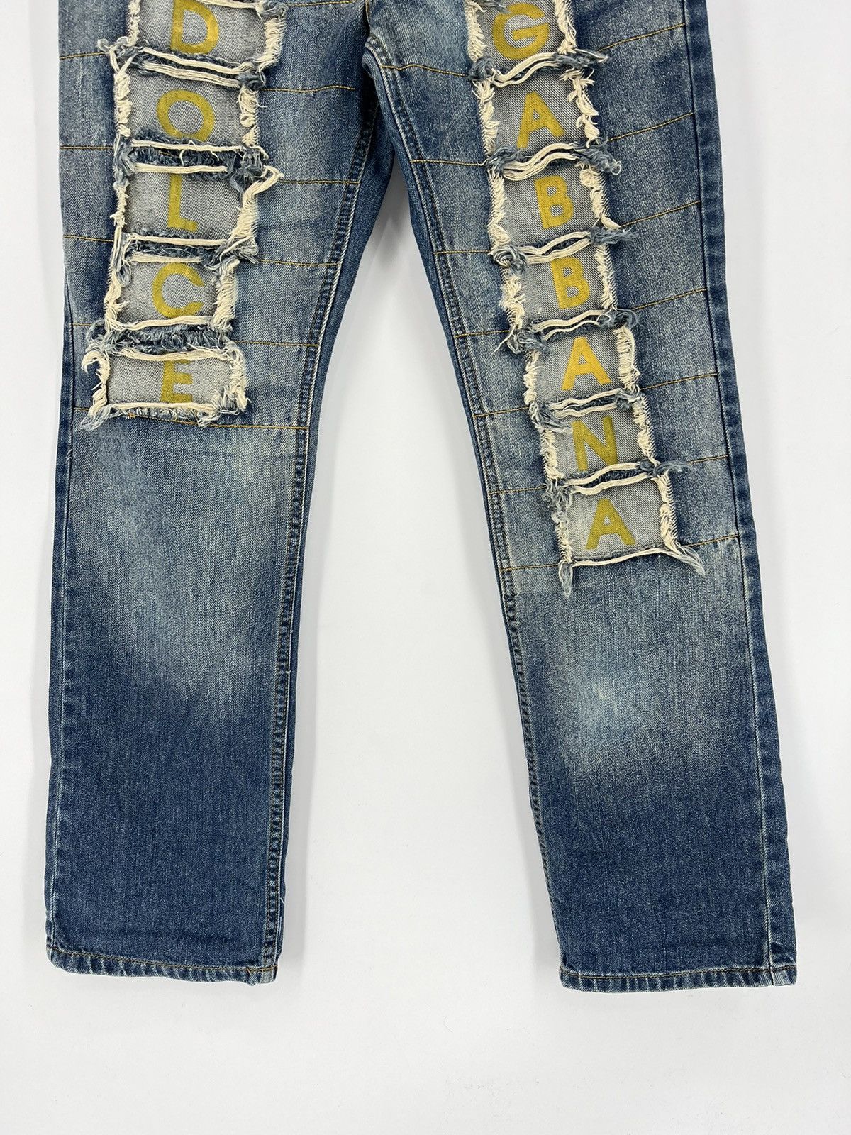 Dolce & Gabbana Vintage Dolce Gabbana Big Logo Distressed Denim Jeans W29 Size US 29 - 3 Thumbnail