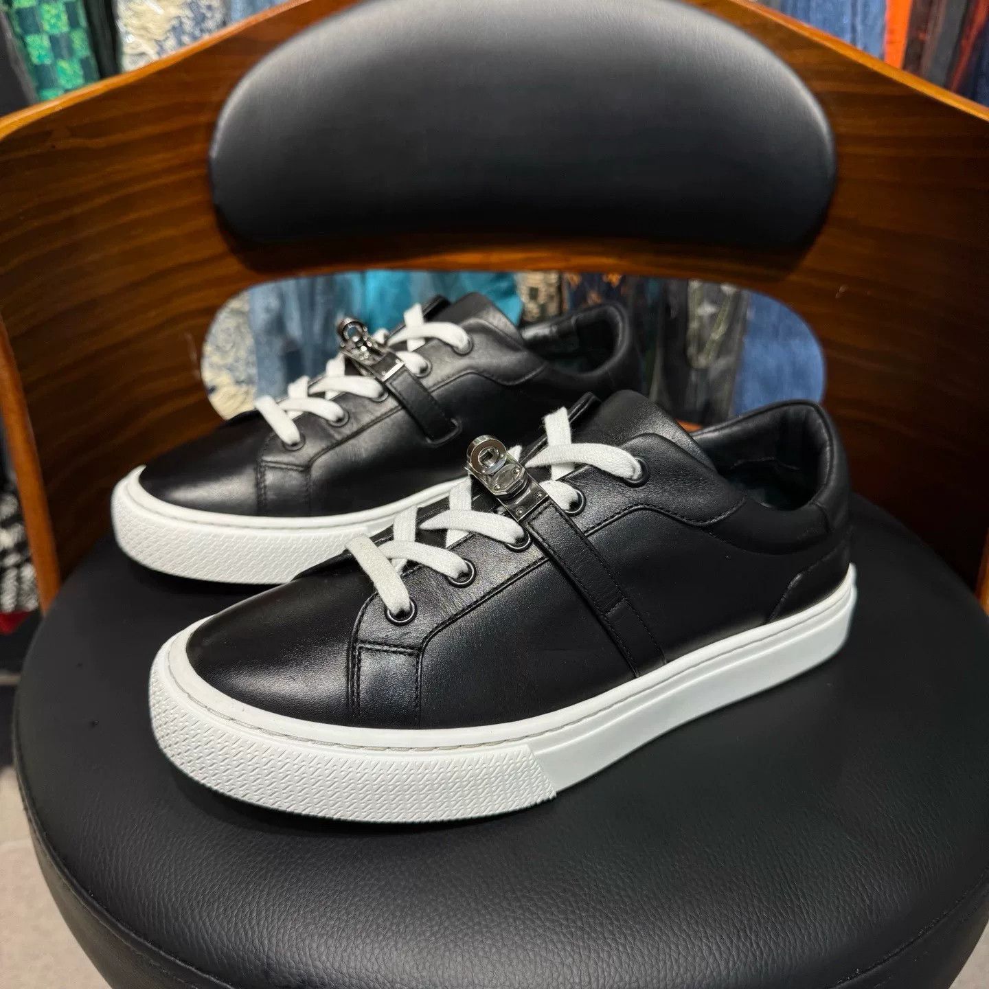 Hermes Hermes Leather Silver Lowtop Sneakers 37 Women Size US 6.5 / IT 36.5 - 1 Thumbnail