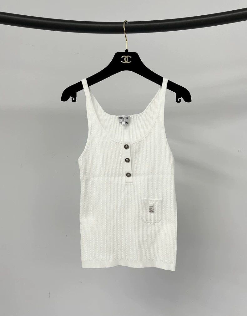 Chanel Chanel White knitted suspender vest Size XS / US 0-2 / IT 36-38 - 1 Thumbnail