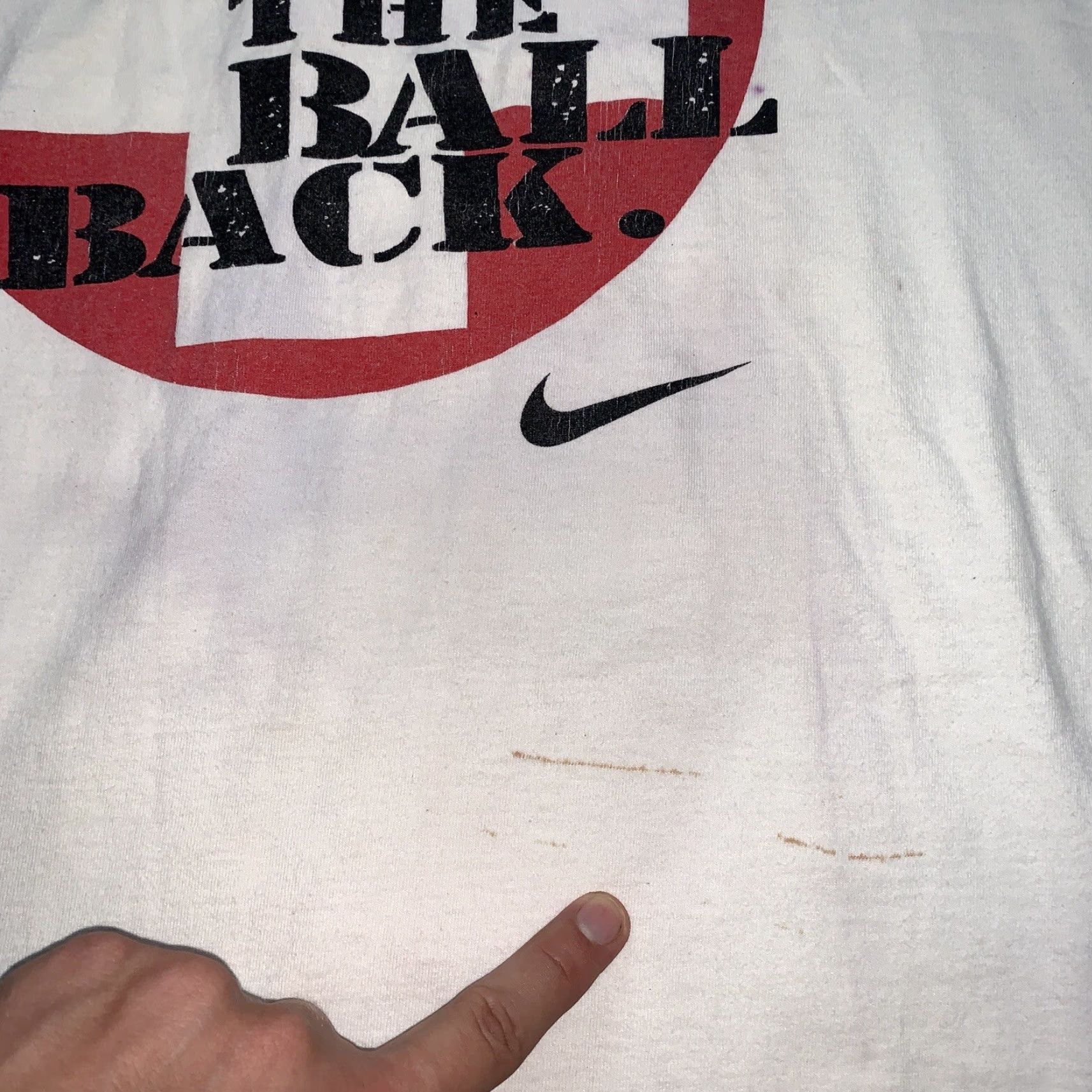 Nike VINTAGE Nike Graphic Tee USA 80s Sportswear Adult L White Size US L / EU 52-54 / 3 - 3 Thumbnail