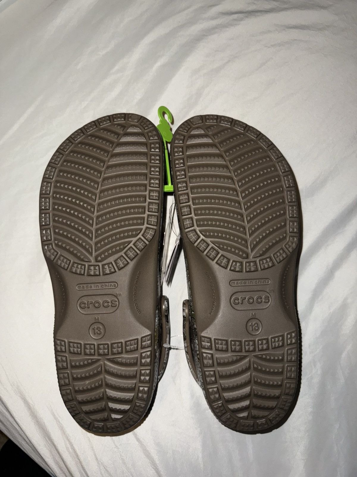 Crocs Classic Realtree Edge Clog - Crocs Size US 13 / EU 46 - 3 Thumbnail