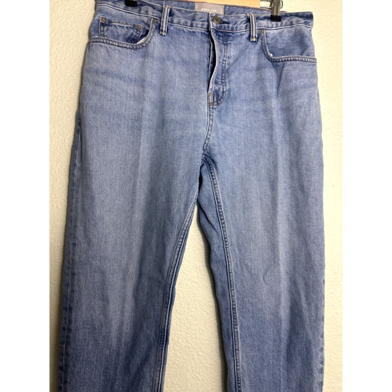 Everlane Everlane Jeans OS Boyfriend Relaxed Button Fly Denim Light Wash Womens Size 31R Jeans Blues 27in 34in Waist Regular 31 Blue Womens Size 24" / US 00 / IT 34 - 3 Thumbnail