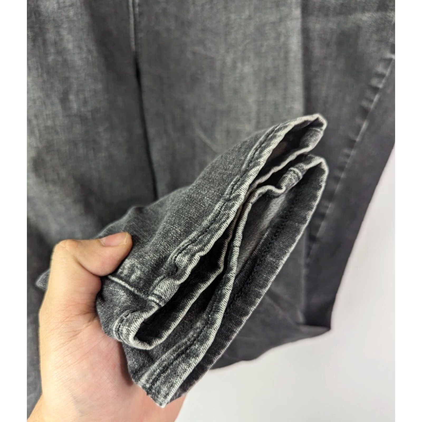 Torrid Torrid Gray Jeans Skinny Woman’s Size 26R Elastic Waistband Zip Closure 26 Gray Torrid Skinny Jeans Womens Plus Size 26R Size 26" / US 2 / IT 38 - 3 Thumbnail