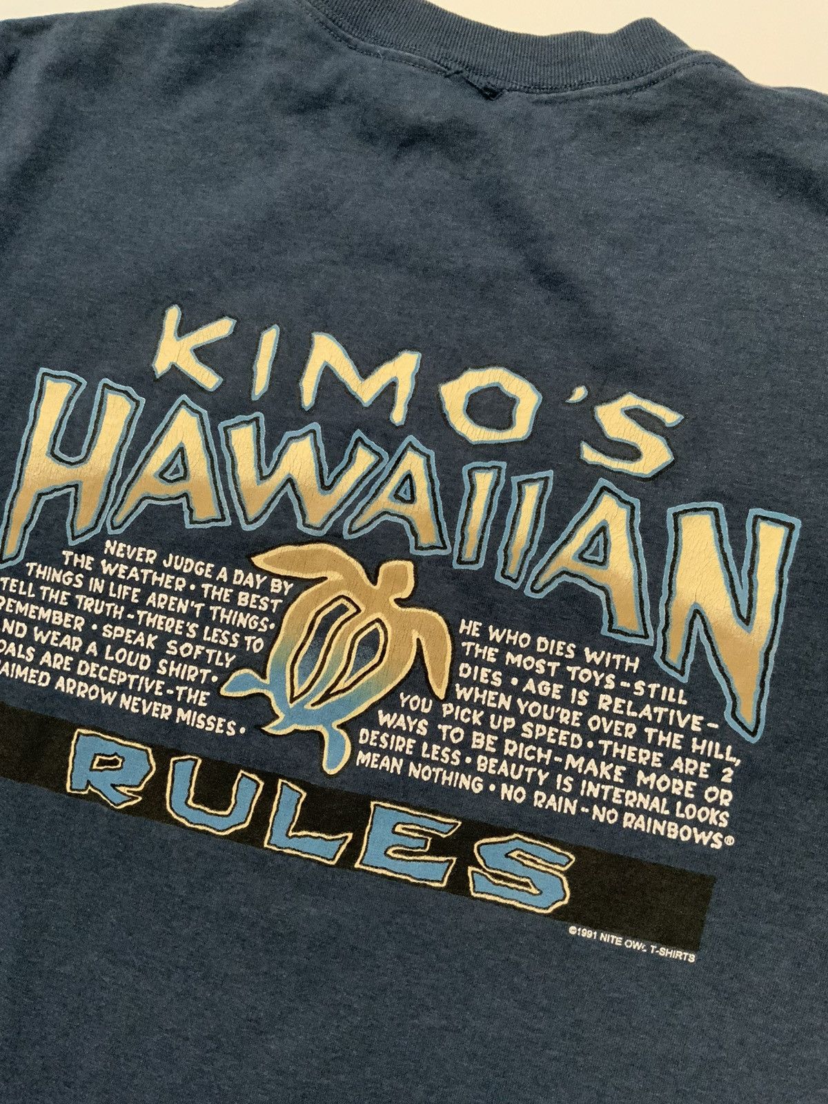 Vintage Vintage 1991 Kimo’s Hawaiian Rules No Rain Hawaii T-Shirt Size US S / EU 44-46 / 1 - 8 Thumbnail