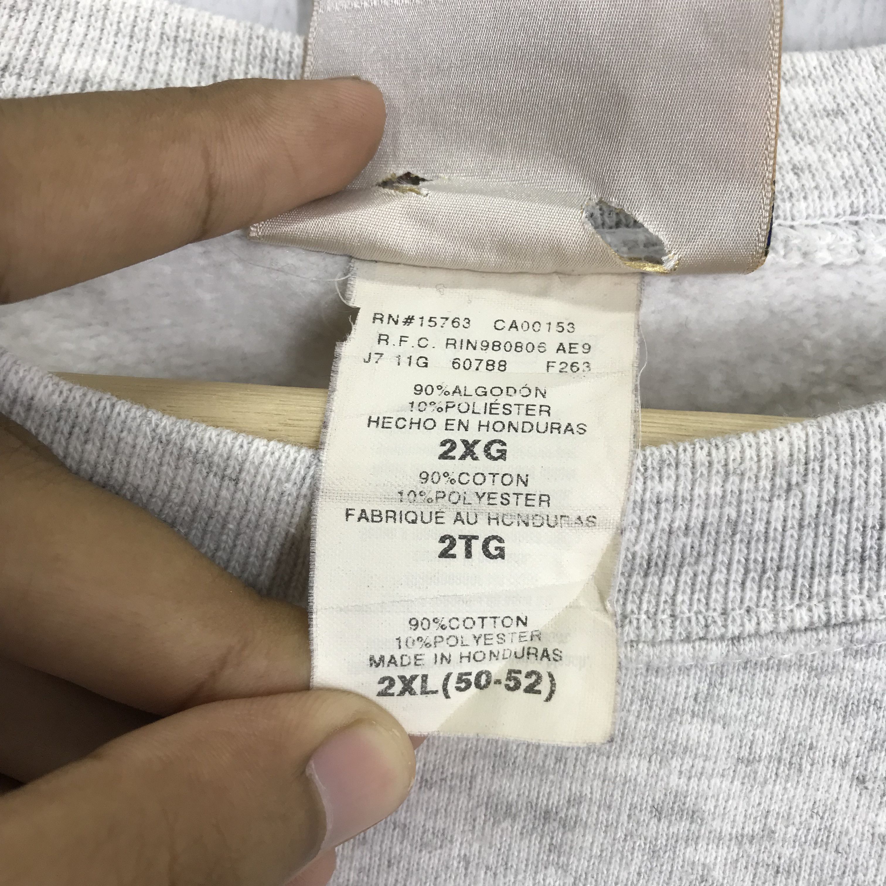 Hanes Vintage 90's Hanes Graphic - 70 Size US XL / EU 56 / 4 - 9 Thumbnail