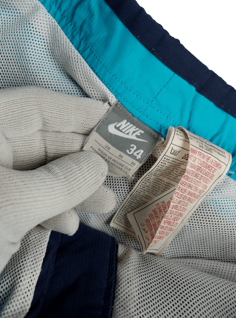 Nike × Vintage Vintage Nike Shorts Size US 32 / EU 48 - 3 Thumbnail