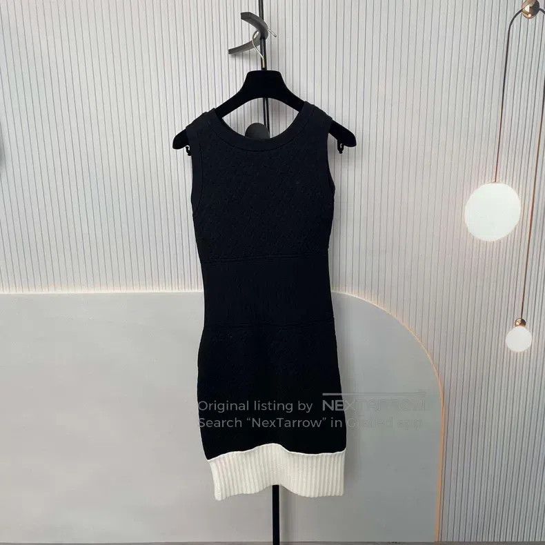 Chanel Chanel Sleeveless dress Size XS / US 0-2 / IT 36-38 - 1 Thumbnail