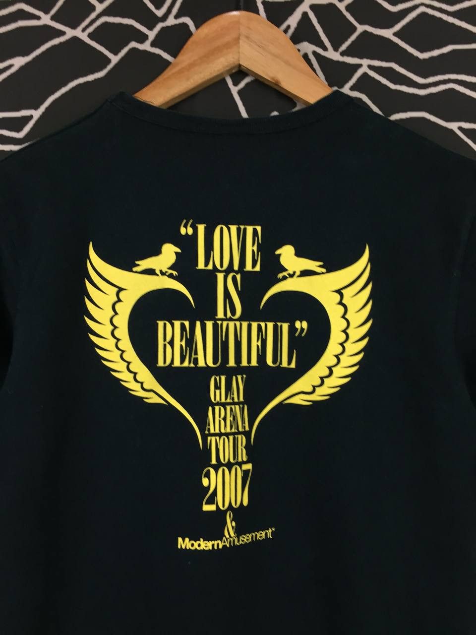 Band Tees × Japanese Brand × Vintage Glay Japan Rock Band Arena Tour 2007 Love Is Beautiful Tee Size US S / EU 44-46 / 1 - 3 Thumbnail