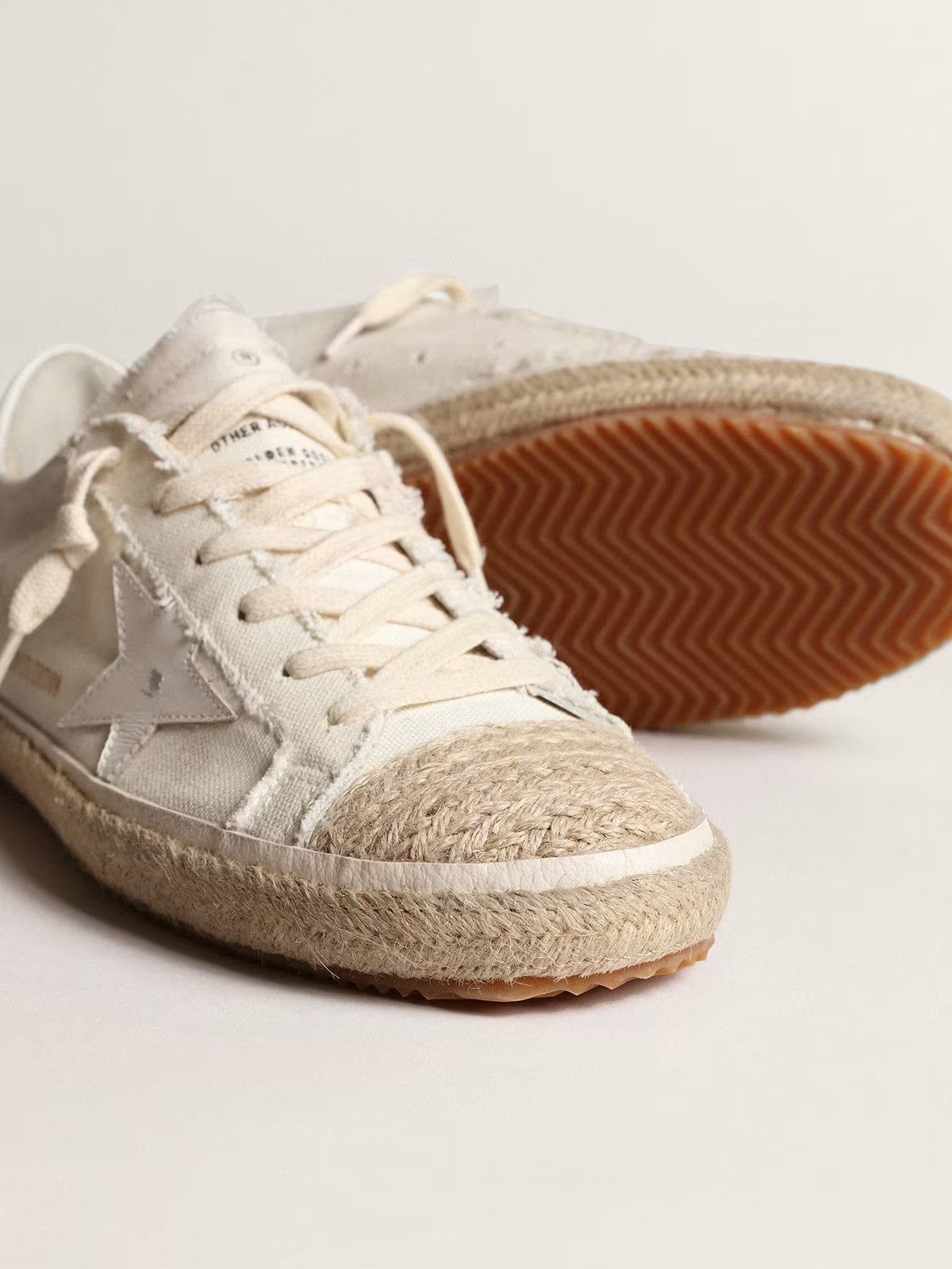 Golden Goose o1w1db10226 Super-Star Sneakers In White Size US 12 / EU 45 - 2 Thumbnail