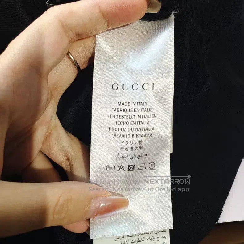 Gucci Gucci The national flag is made of an old sweatshirt. Size US M / EU 48-50 / 2 - 5 Thumbnail
