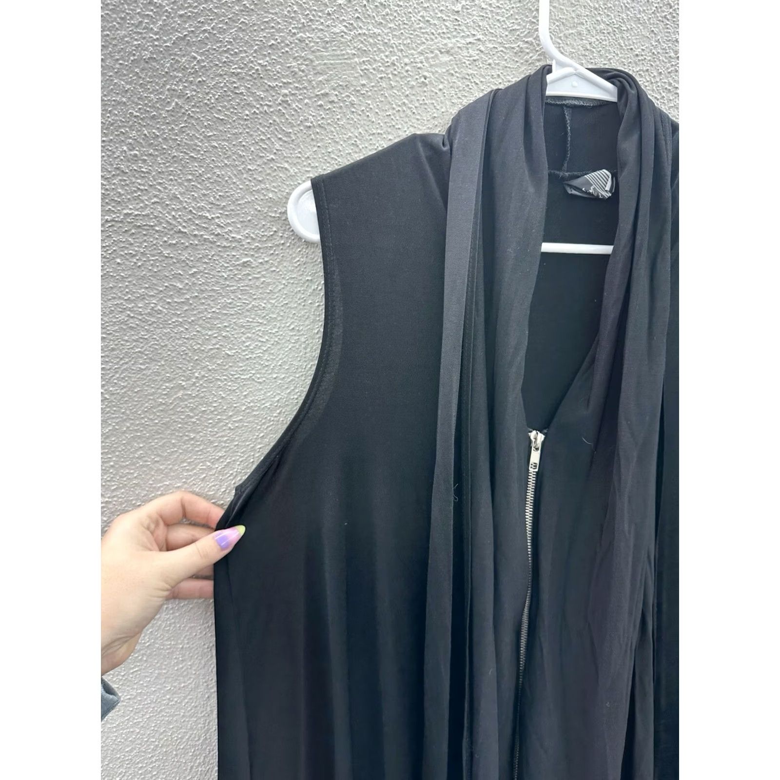J Brand Slinky Brand Womens Top Size Medium Black Zip Up Sleeveless Vintage Cardigan Knit Solid Bohemian Winter Fall Spring Limited Ladies Mens Girls? Size M / US 6-8 / IT 42-44 - 4 Thumbnail