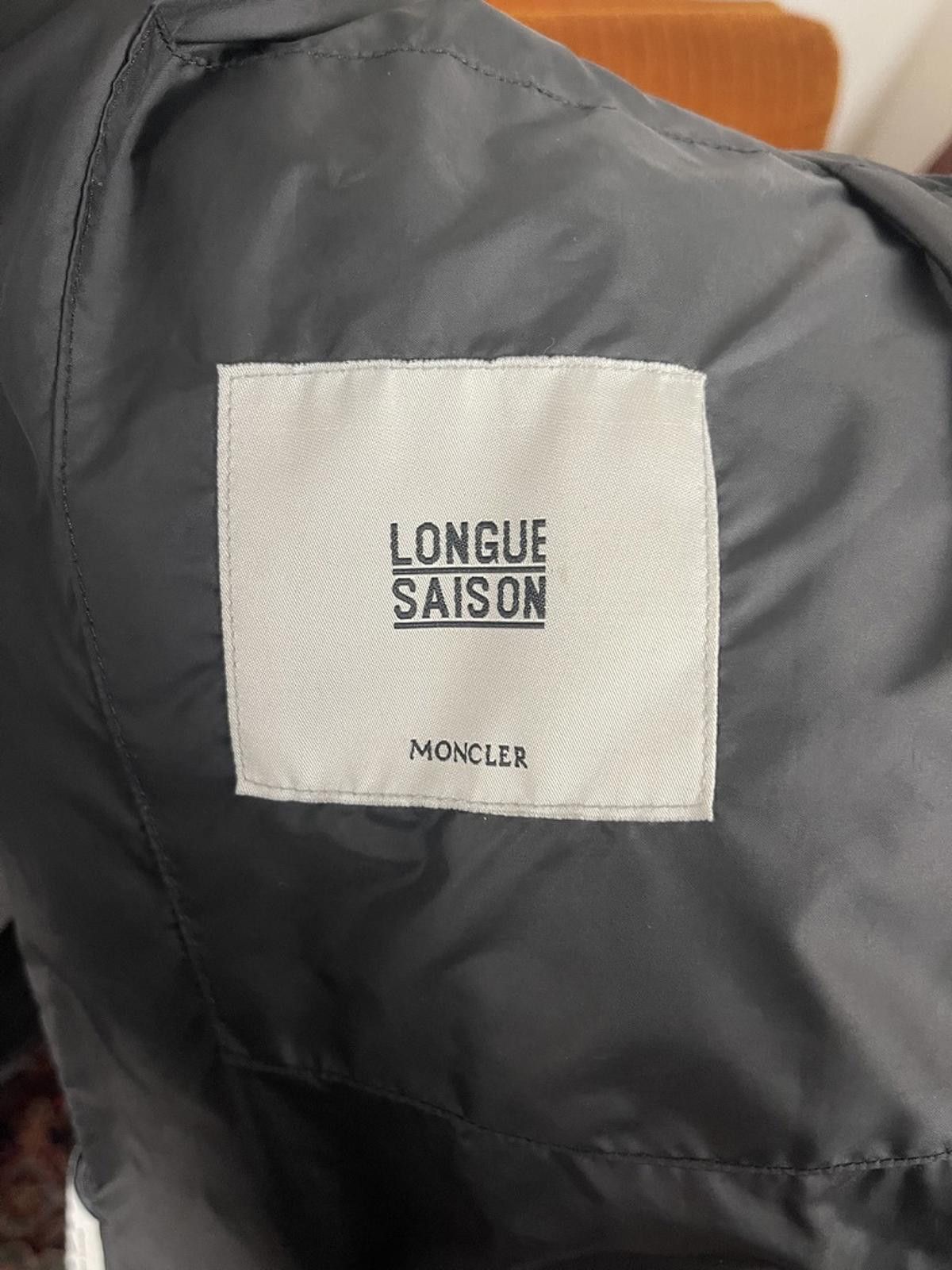 Moncler Moncler - Black Shiny Puffer Jacket with Fur Hood Size US M / EU 48-50 / 2 - 6 Thumbnail