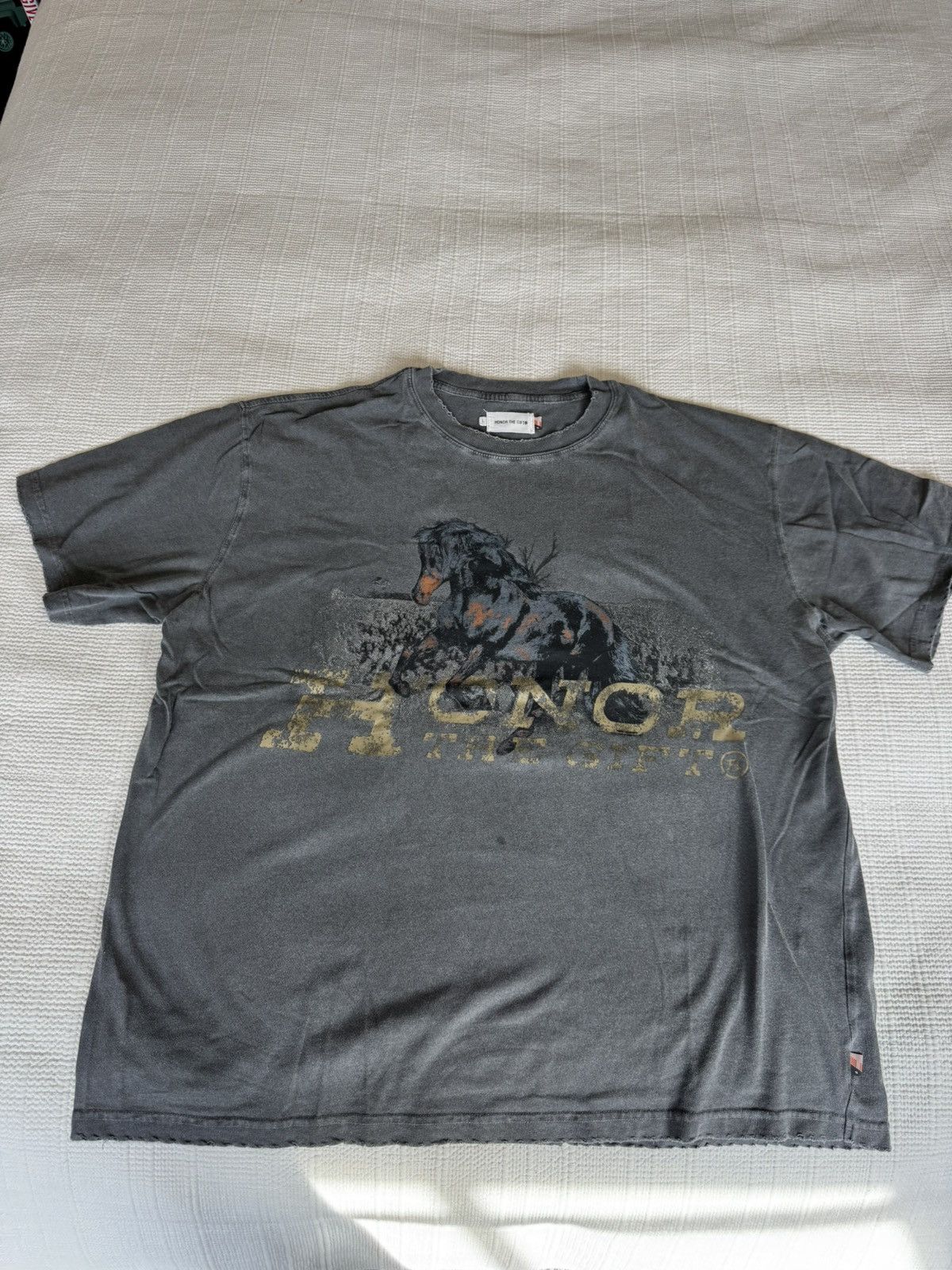 Honor the Gift Honor the gift work horse tee shirt Size US XL / EU 56 / 4 - 1 Thumbnail
