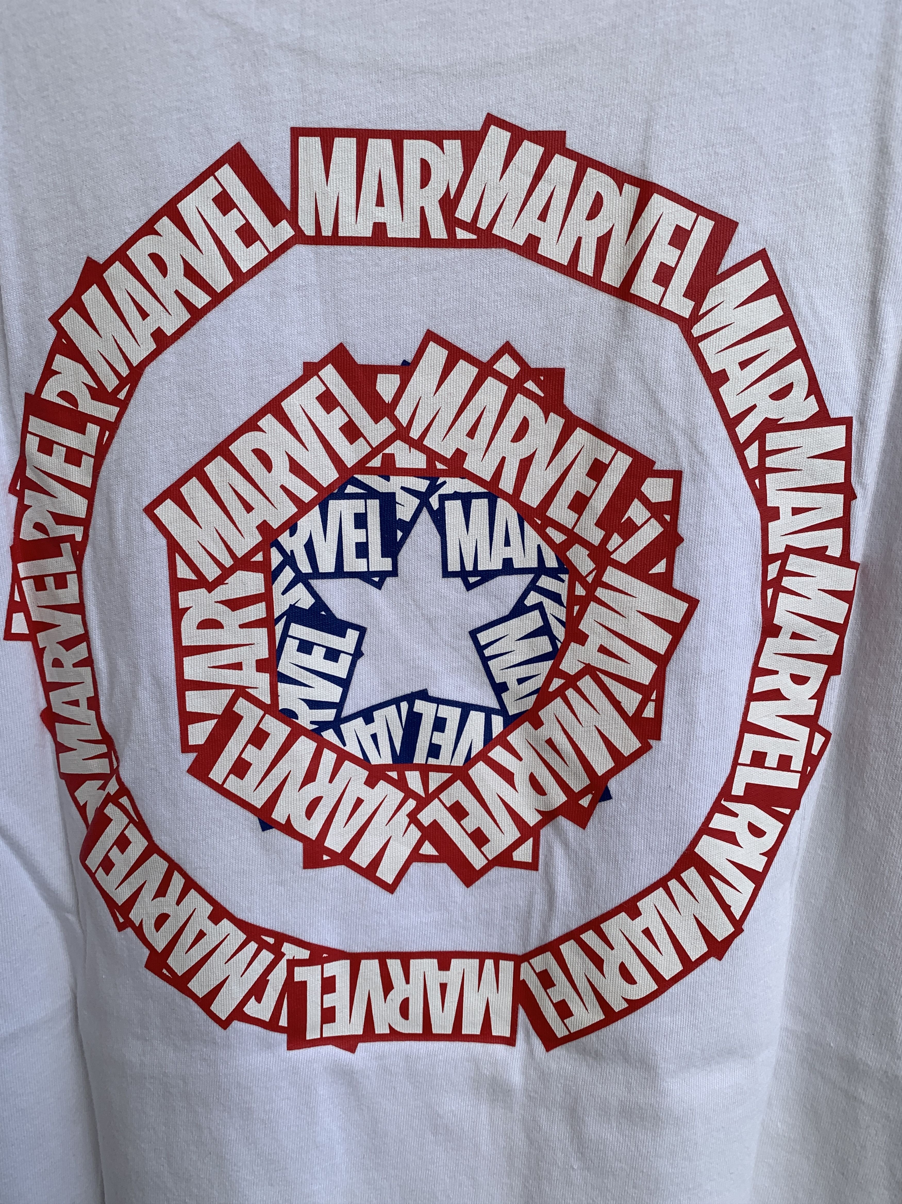 Japanese Brand × Marvel Comics × Uniqlo Uniqlo UT x Marvel Size US M / EU 48-50 / 2 - 1 Thumbnail
