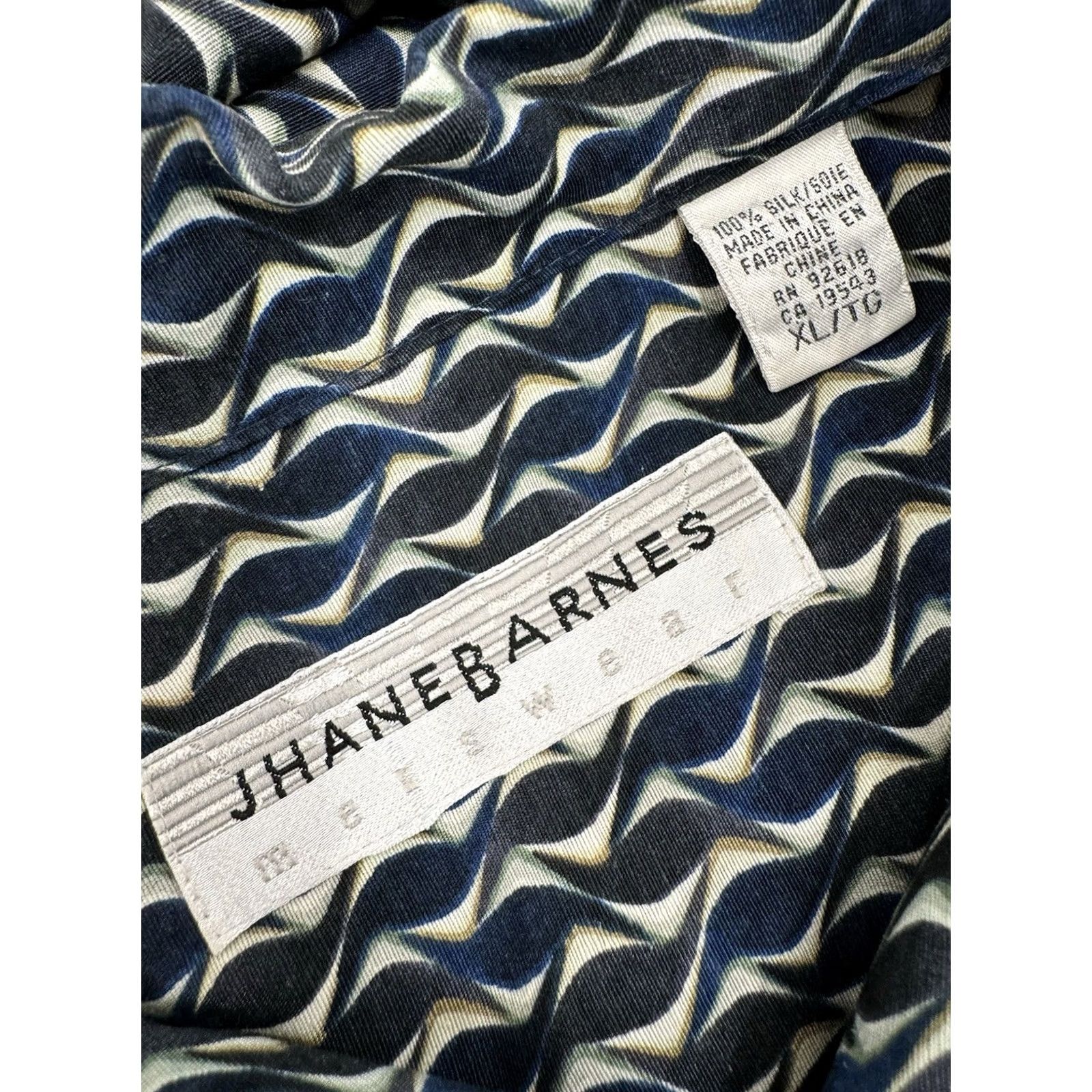 Vintage JHANE BARNES - 100% SILK Geometric Mens XL Shirt Size US XL / EU 56 / 4 - 5 Thumbnail