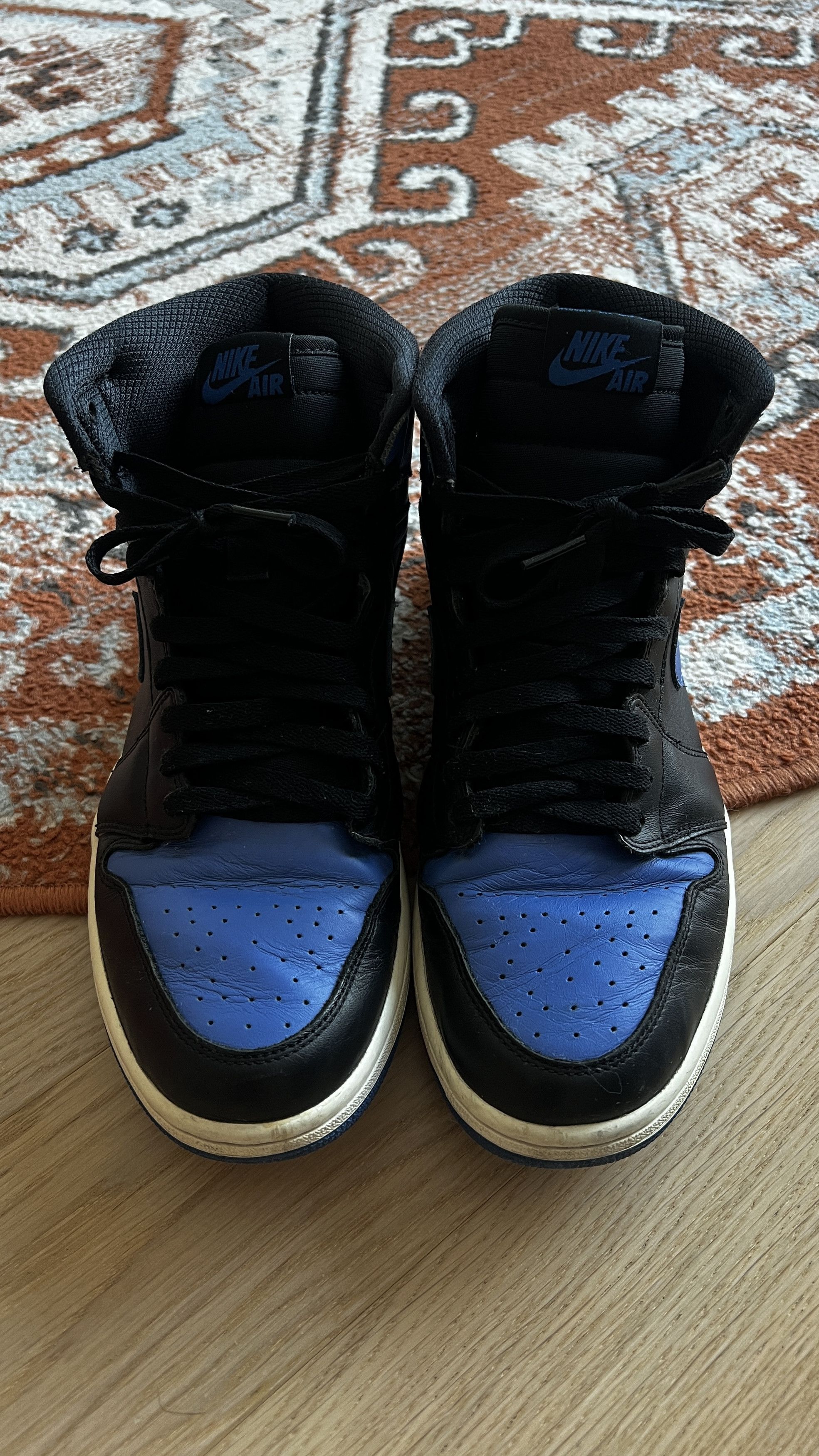 Jordan Brand Air Jordan 1 Retro OG 2013 Royal Size US 10.5 / EU 43-44 - 3 Thumbnail