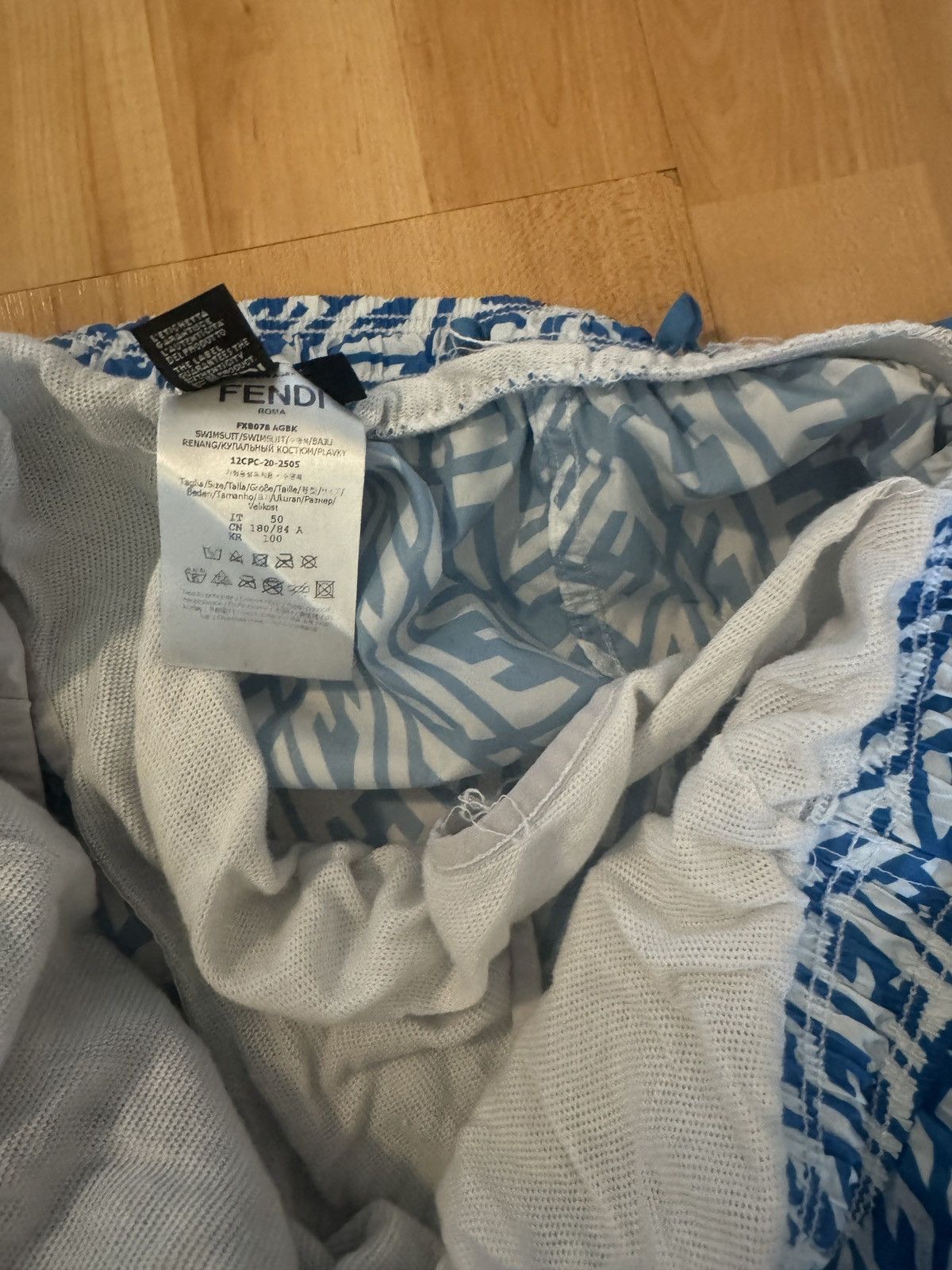 Fendi Fendi mens swim Size US 32 / EU 48 - 4 Thumbnail