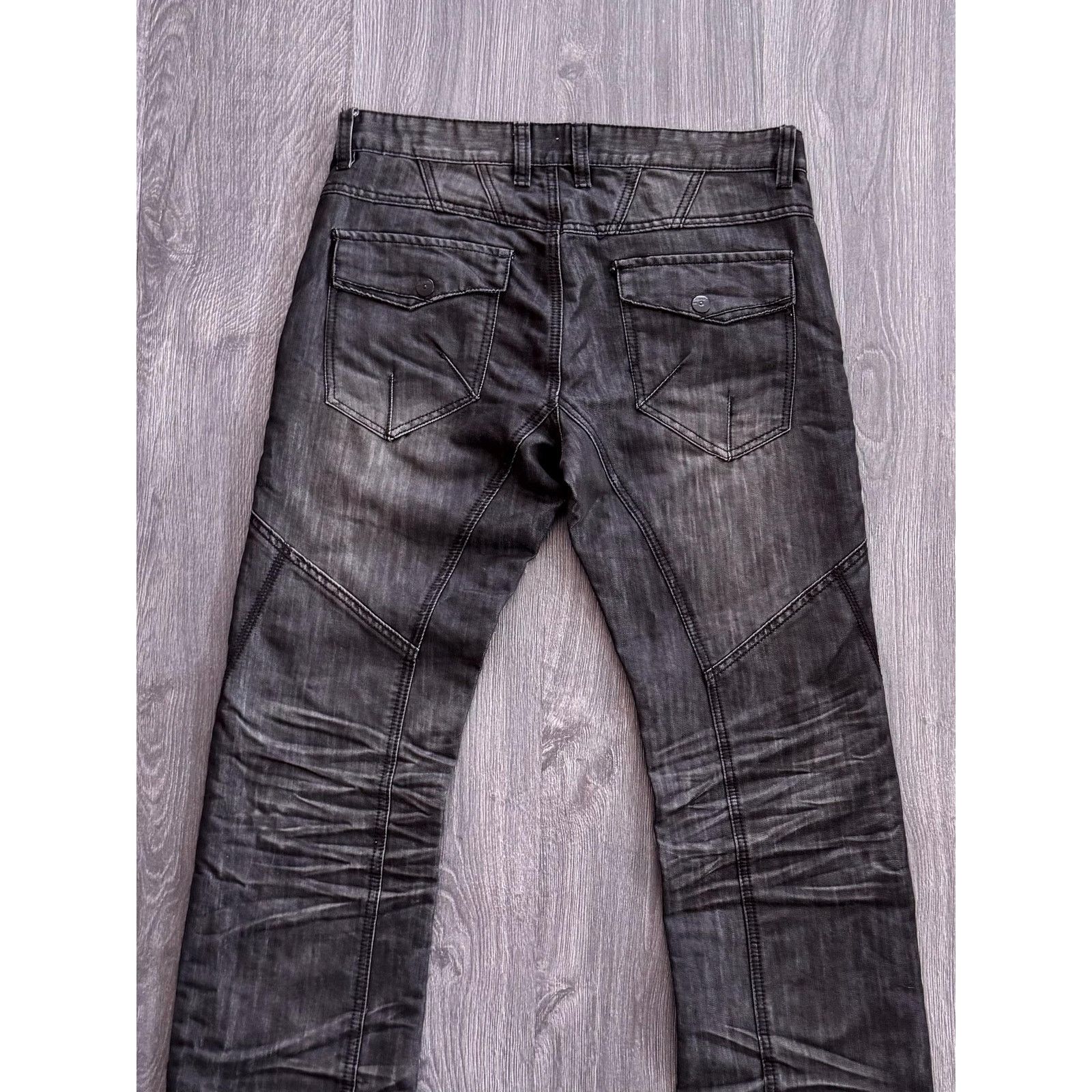Japanese Brand Y2K Black Avantgarde Washed Crinkled Jeans Size US 33 - 7 Thumbnail