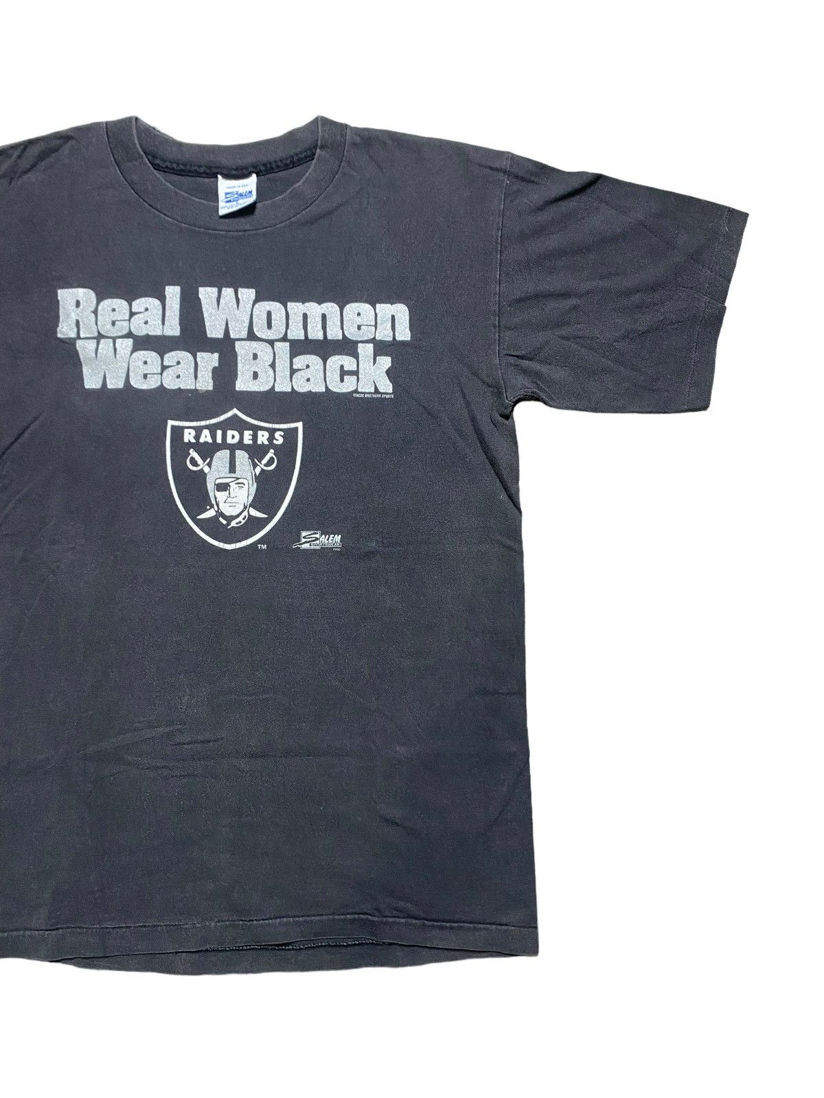 NFL VINTAGE RAIDERS REAL WOMAN WEAR BLACK CENTER LOGO TEE Size US M / EU 48-50 / 2 - 3 Thumbnail
