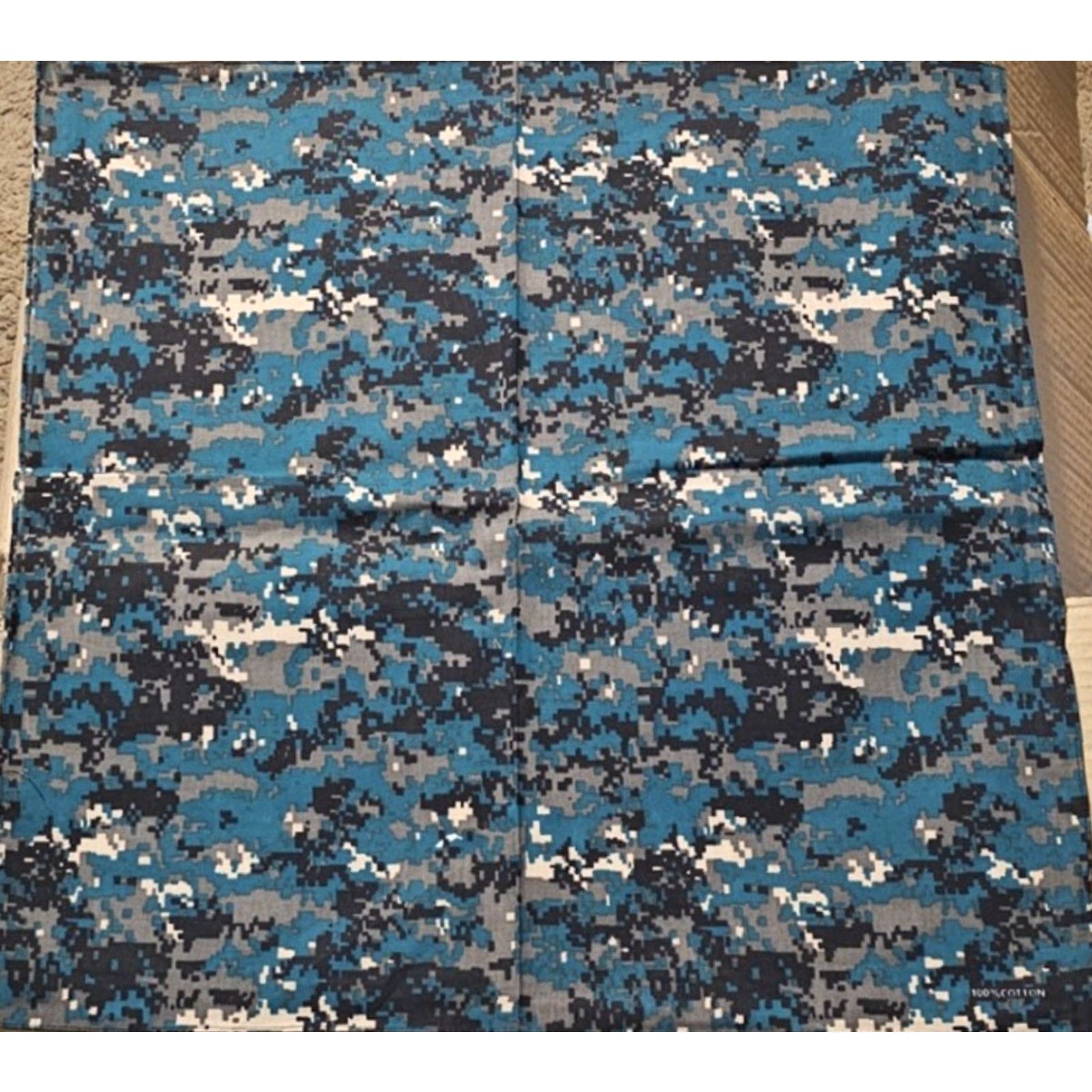 Vintage VINTAGE DIGITAL CAMOUFLAGE OUTDOOR WORK MILITARY BANDANA ( SET OF 6 BANDANNA ) Size ONE SIZE - 4 Thumbnail
