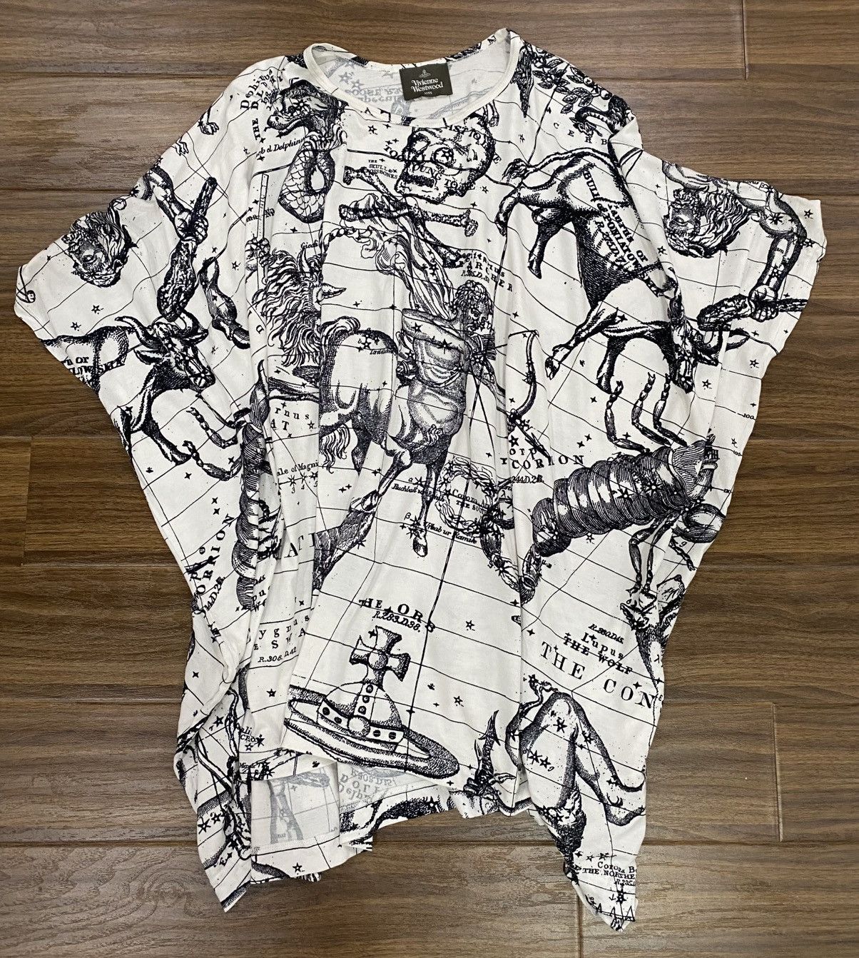 Vivienne Westwood VIVIENNE WESTWOOD Man Constellation Overprint Oversized Size US XXL / EU 58 / 5 - 1 Thumbnail