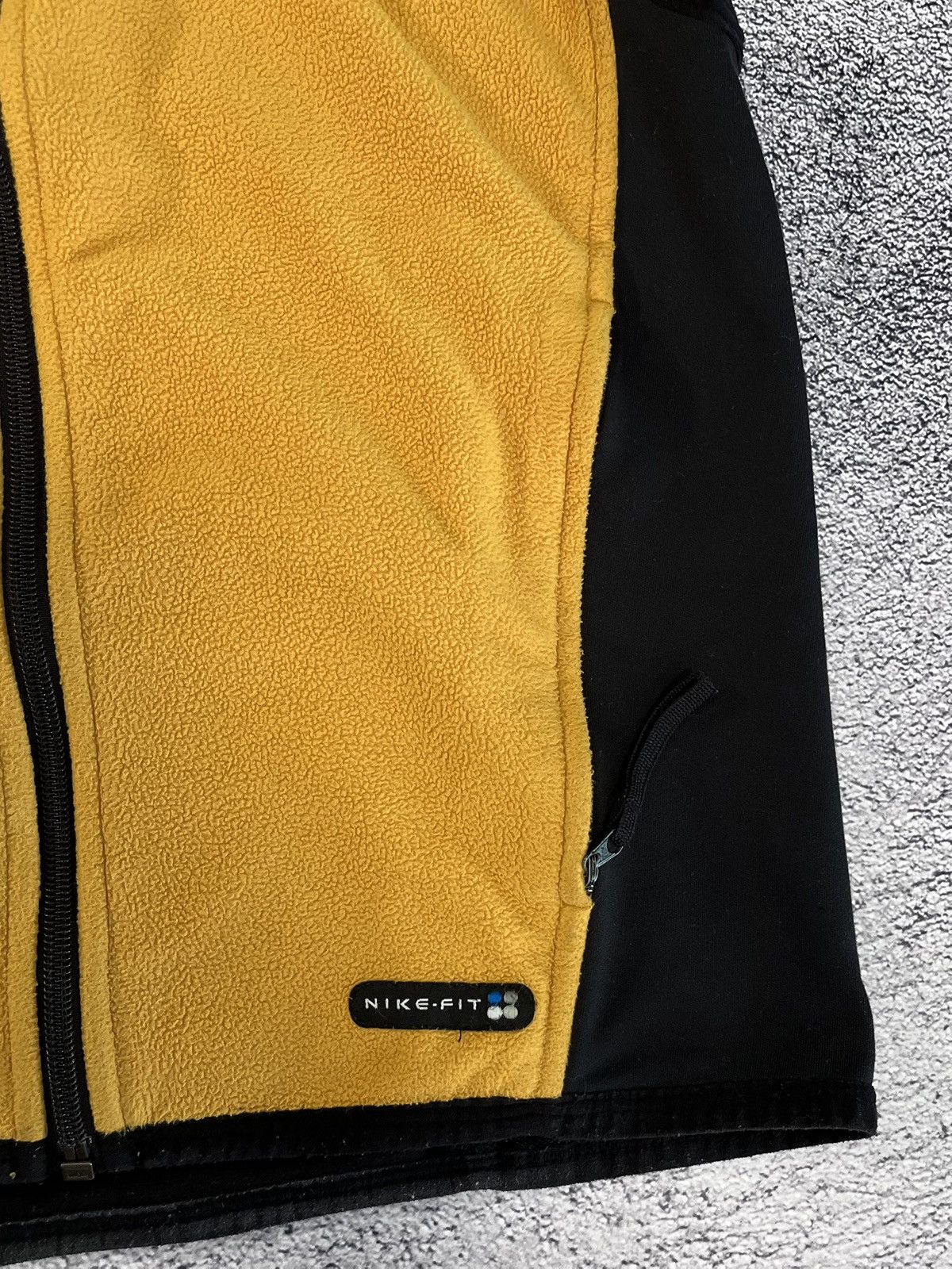 Nike Vintage Nike Fleece Vest Women M Y2K 90s Polar Fleece Swoosh Size M / US 6-8 / IT 42-44 - 13 Thumbnail