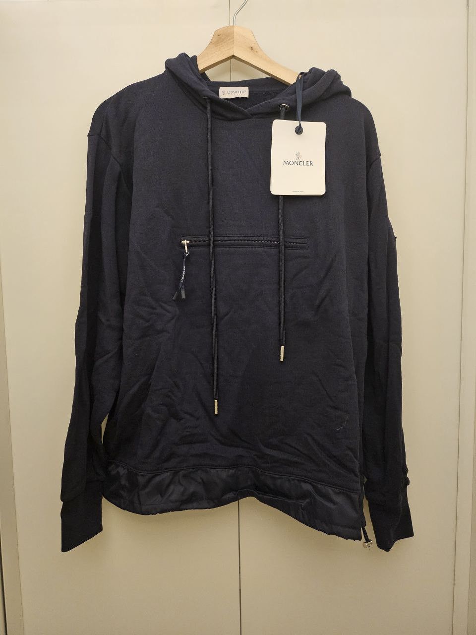 Moncler *New* Chest Zip Pocket Hoodie Size US S / EU 44-46 / 1 - 1 Thumbnail
