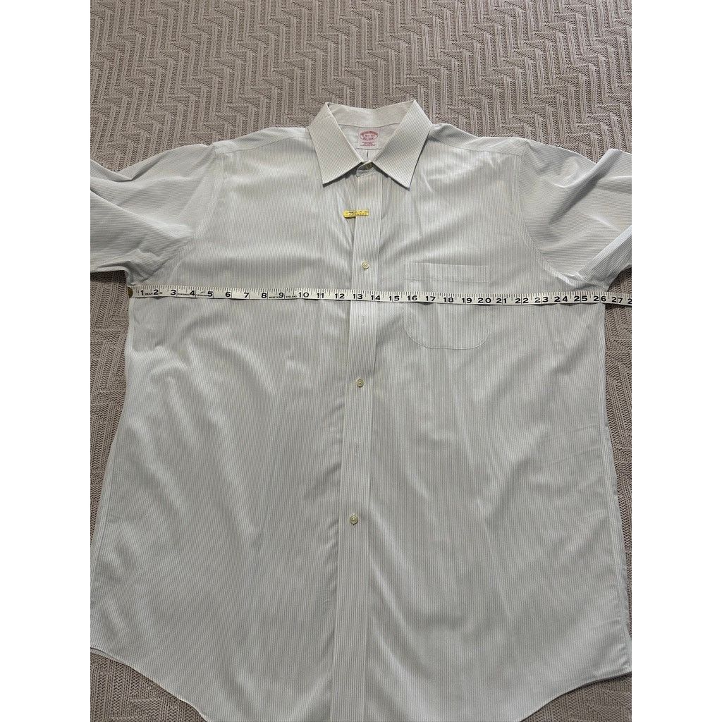 Brooks Brothers Brooks Brothers gray striped traditional fit button down Size US L / EU 52-54 / 3 - 6 Thumbnail