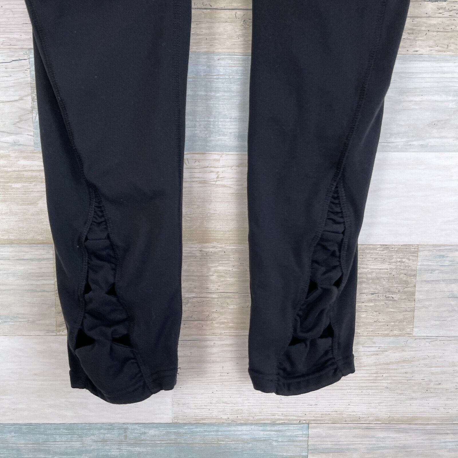 Other Athleta Power Lace Calf Capri Yoga Leggings Black Womens XS Size 23" - 5 Thumbnail