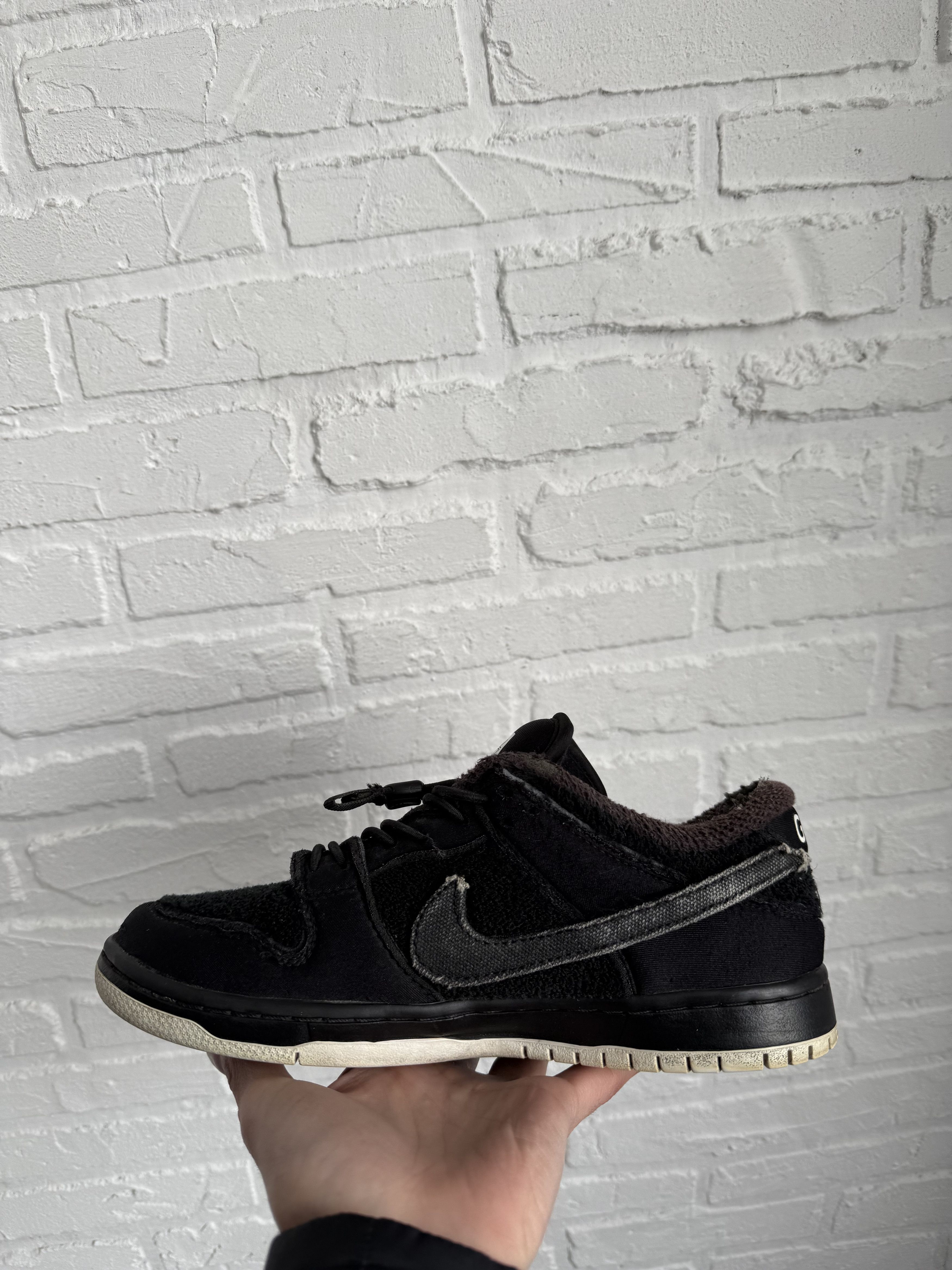 Nike Nike gnarhunters x dunk sb low black sneakers Size US 7.5 / EU 40-41 - 2 Thumbnail