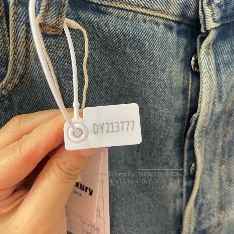 Prada Prada Pocket Logo Denim Shorts Size 30" / US 8 / IT 44 - 4 Thumbnail