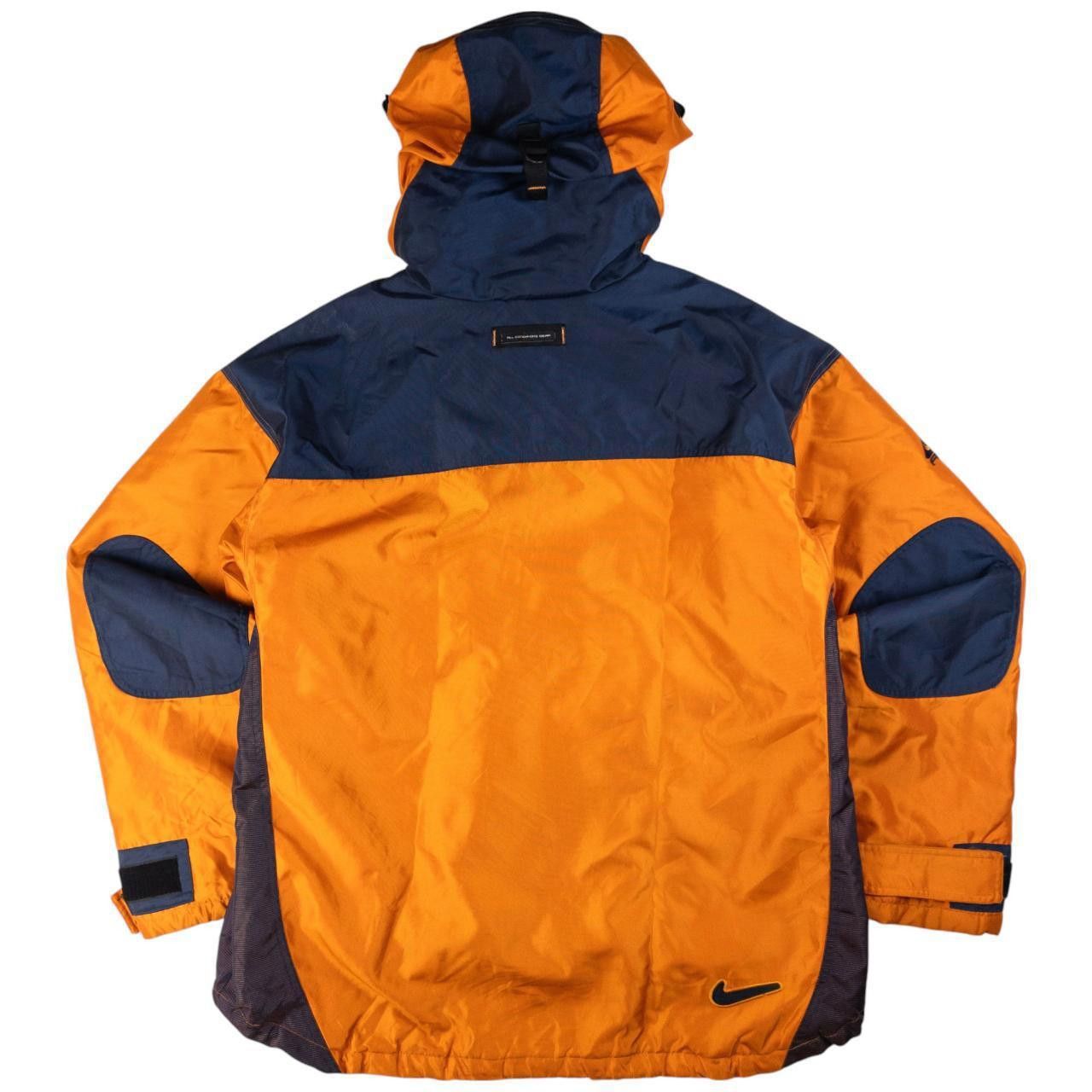 Nike Vintage Nike ACG Center Swoosh Waterproof Jacket Size XL Size US XL / EU 56 / 4 - 2 Thumbnail