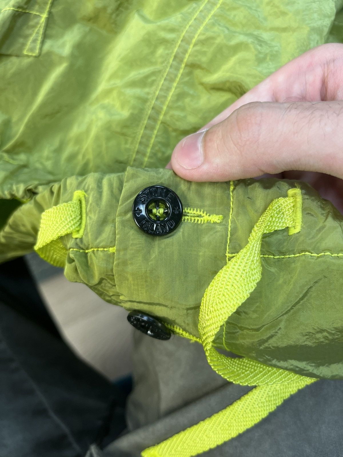 Stone Island Stone Island Olive Green Nylon Shorts L Size US 34 / EU 50 - 4 Thumbnail