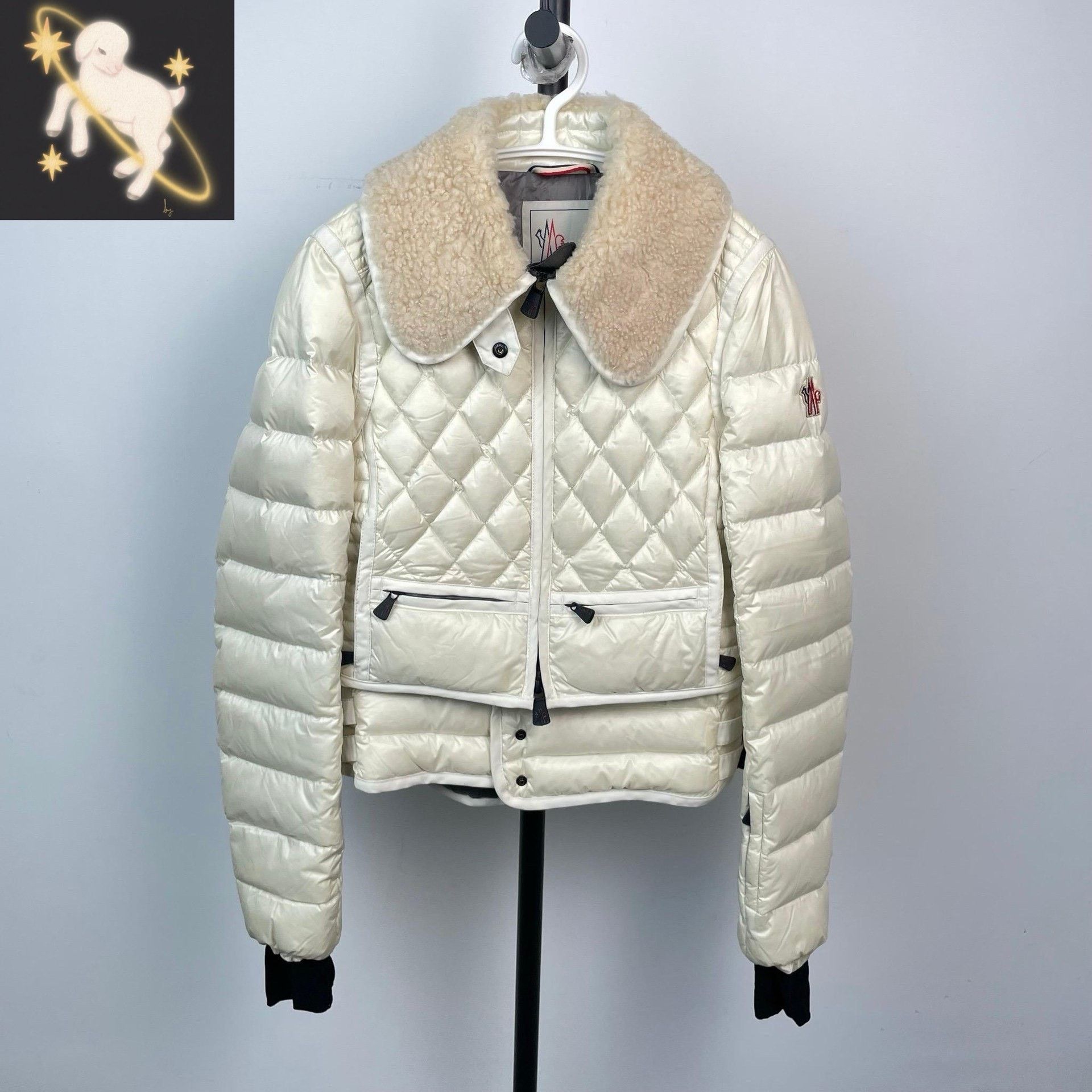 Moncler Moncler Down White Down Jacket L Women Size L / US 10 / IT 46 - 1 Thumbnail