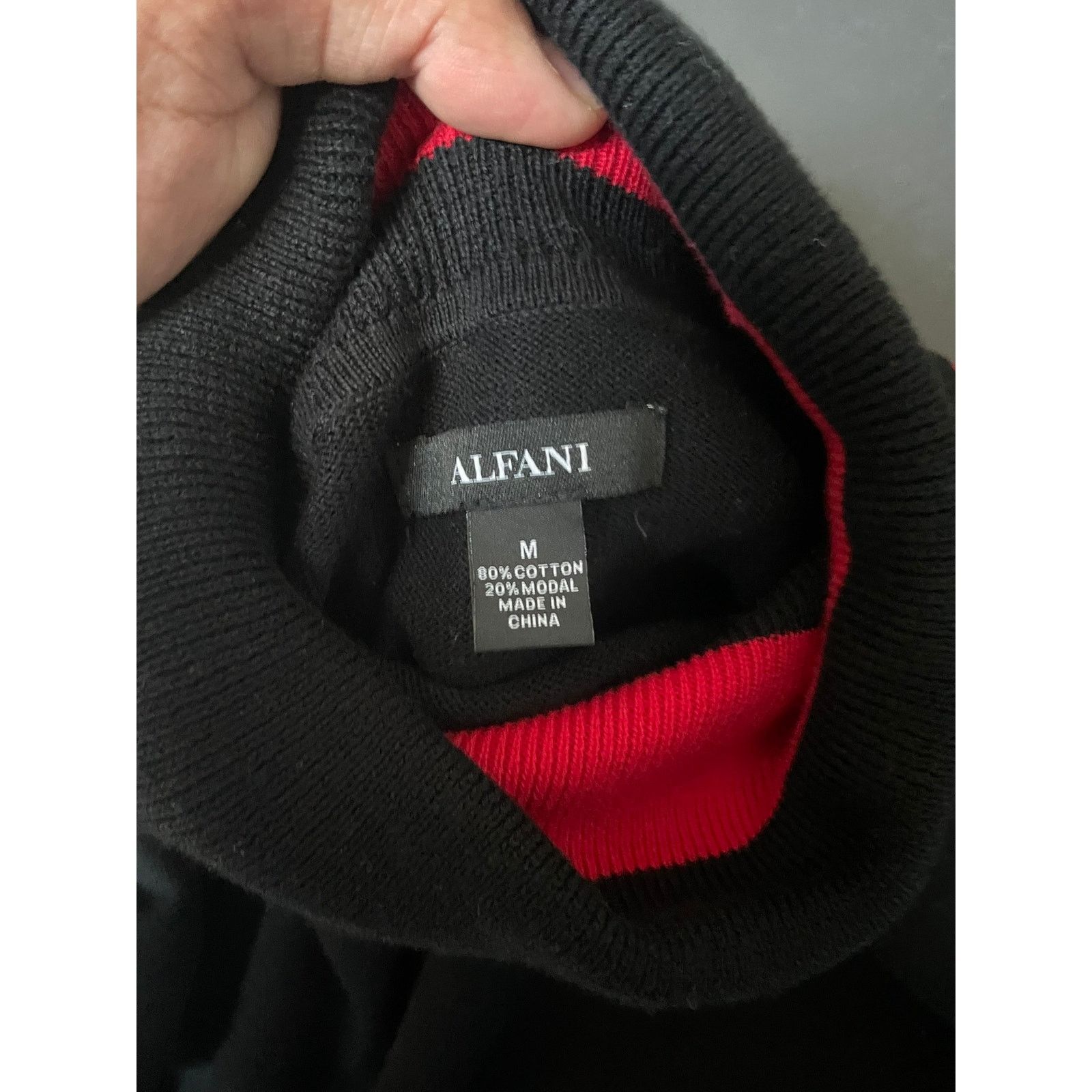 Alfani Mens Black Red Alfani Turtle Neck New Size US M / EU 48-50 / 2 - 3 Thumbnail