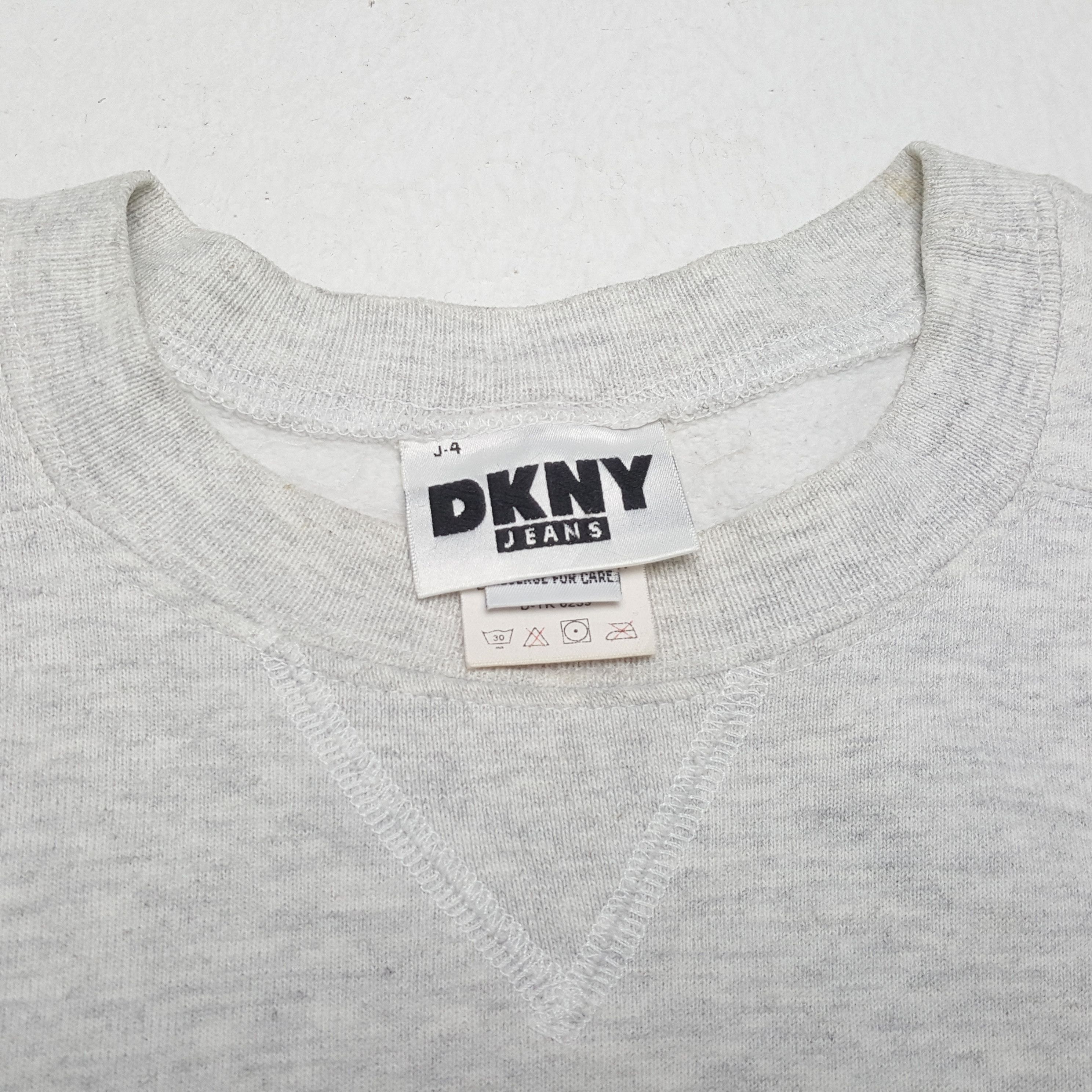 DKNY × Vintage Vintage DKNY JEANS Streetwear Skateboard Style Sweatshirts Size US L / EU 52-54 / 3 - 9 Thumbnail
