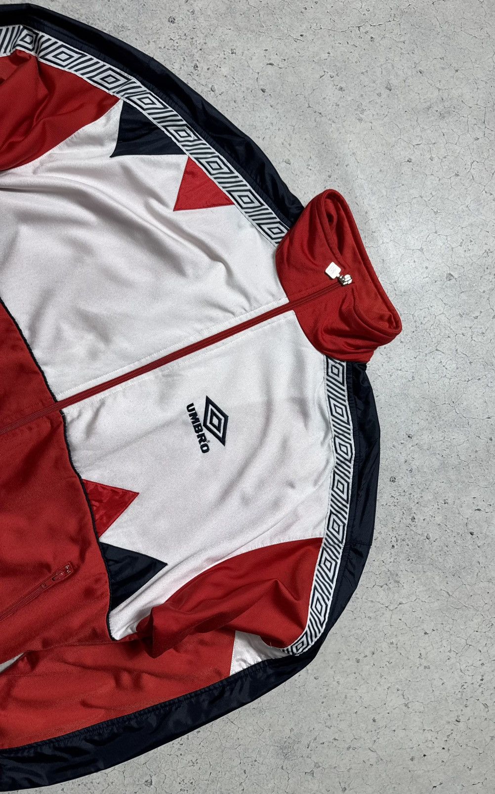 Umbro Umbro Vintage 90’s Full Zip Track Jacket Size M Size US M / EU 48-50 / 2 - 5 Thumbnail