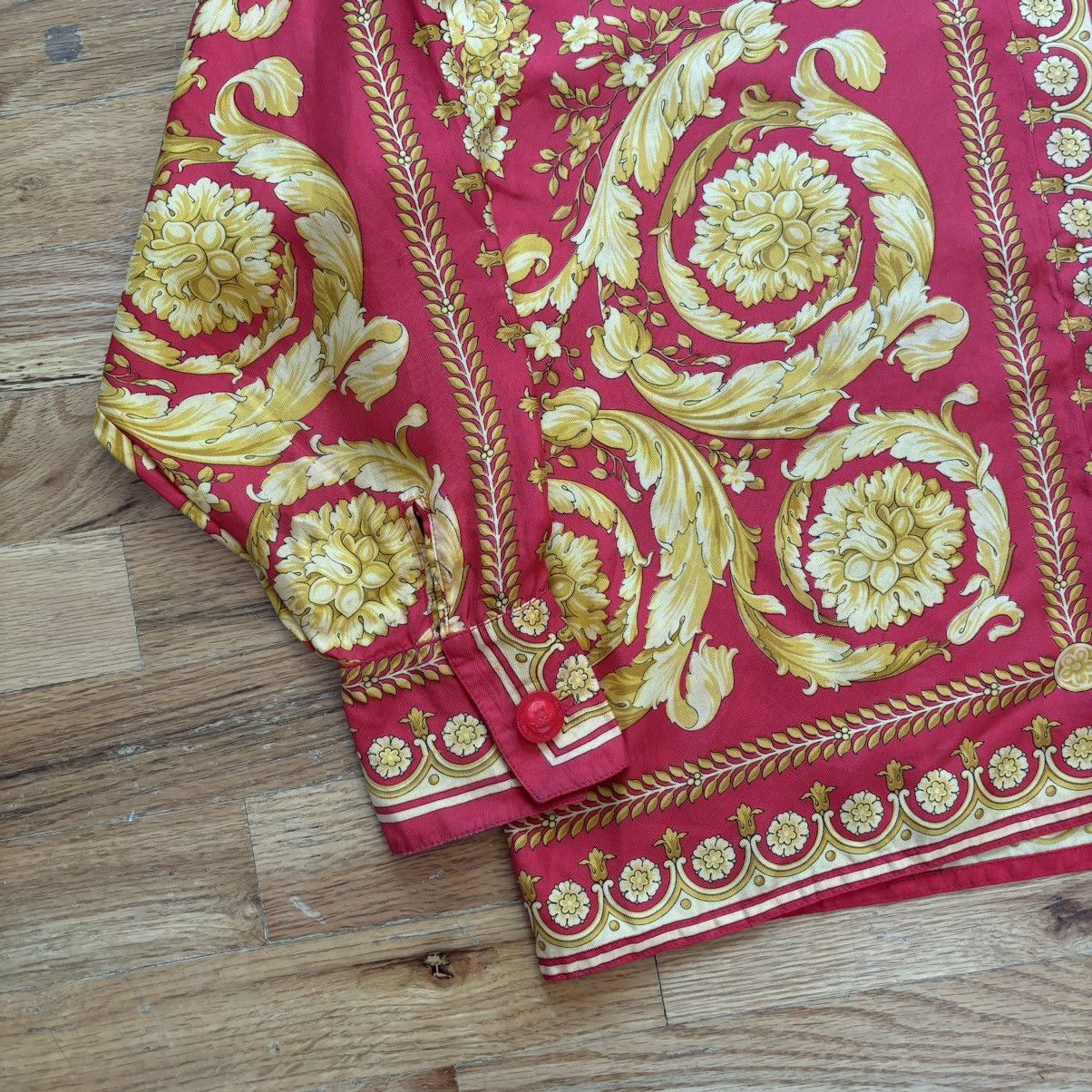 Versace c. 1992 Barocco Print Silk Shirt Size US S / EU 44-46 / 1 - 3 Thumbnail
