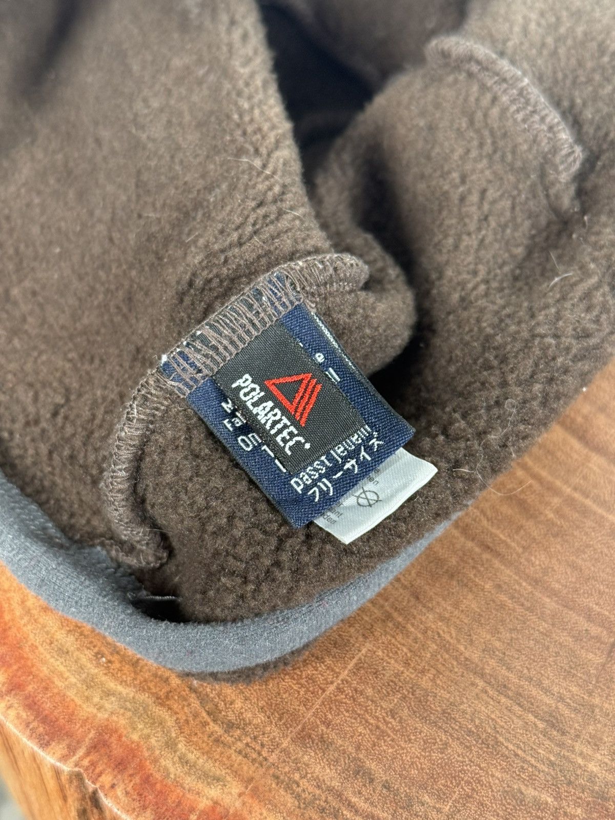 Arc'teryx Rare Vintage Arc'teryx Polartec Fleece Zip Pocket Beanie Size ONE SIZE - 4 Thumbnail
