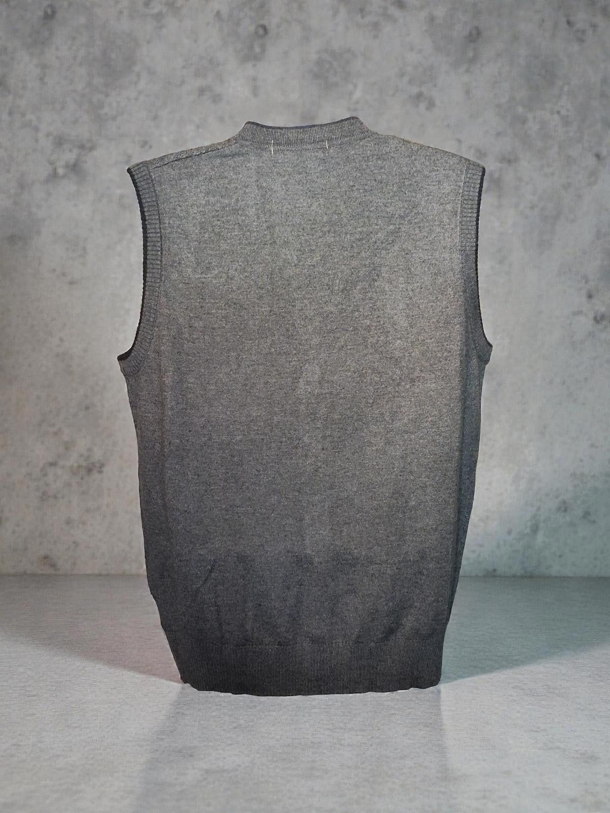 Other Zicac XL Knit Sweater Vest in Gray Size US XL / EU 56 / 4 - 5 Thumbnail