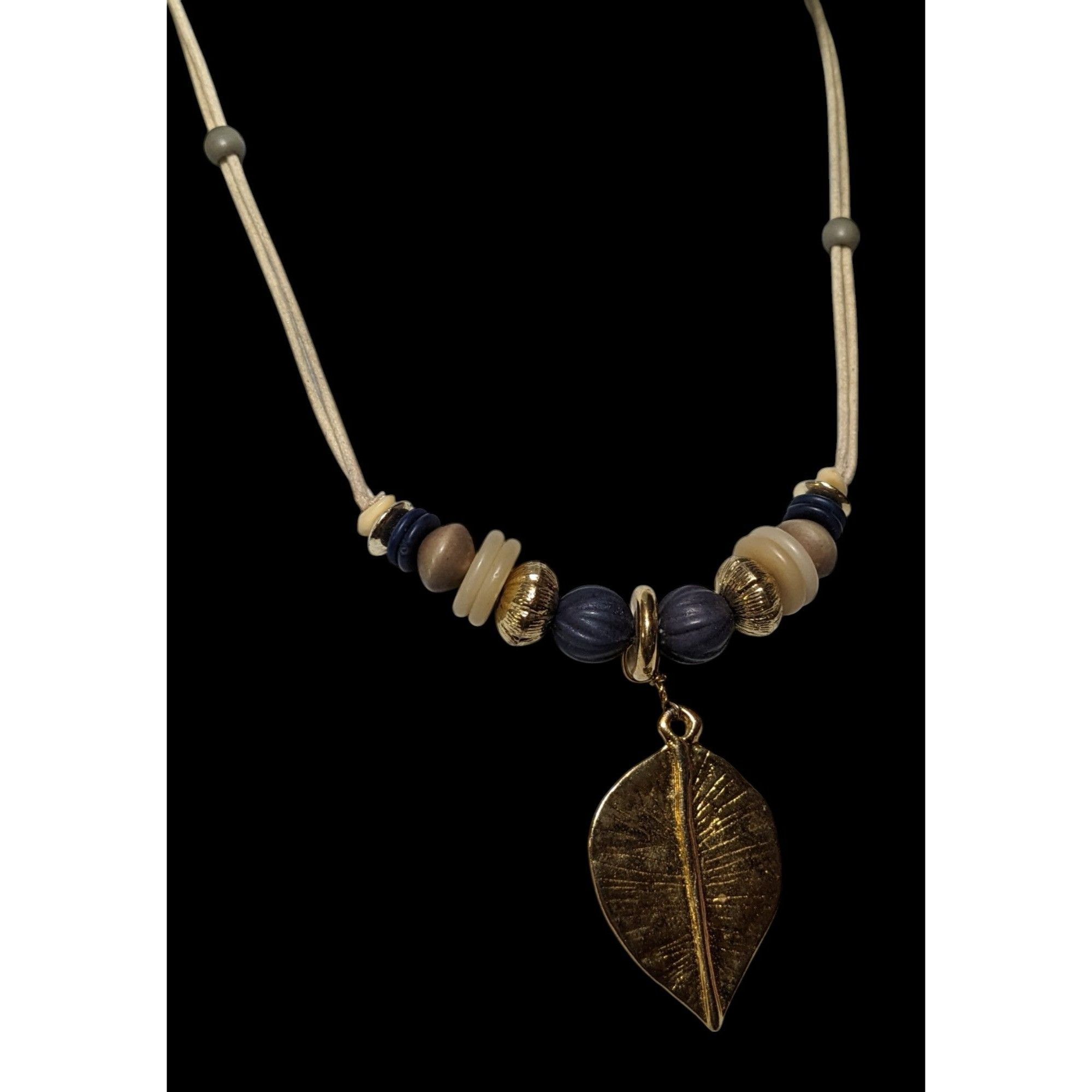 Other Hippie Bohemian Gold Tone Leaf Pendant Beaded Nature Inspire Size ONE SIZE - 5 Thumbnail